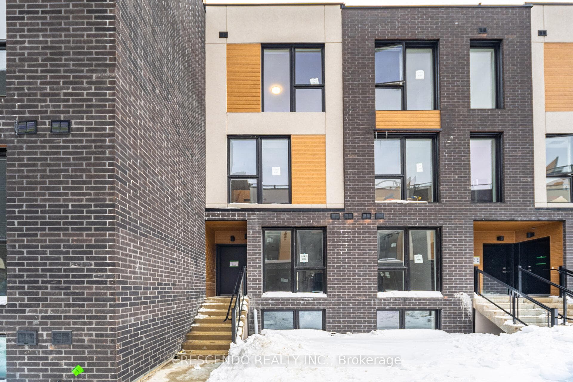 176 Clonmore Drive Unit BLK A Unit #82, Birch Cliff / Cliffside, ON M1N 0B9 - Photo 1