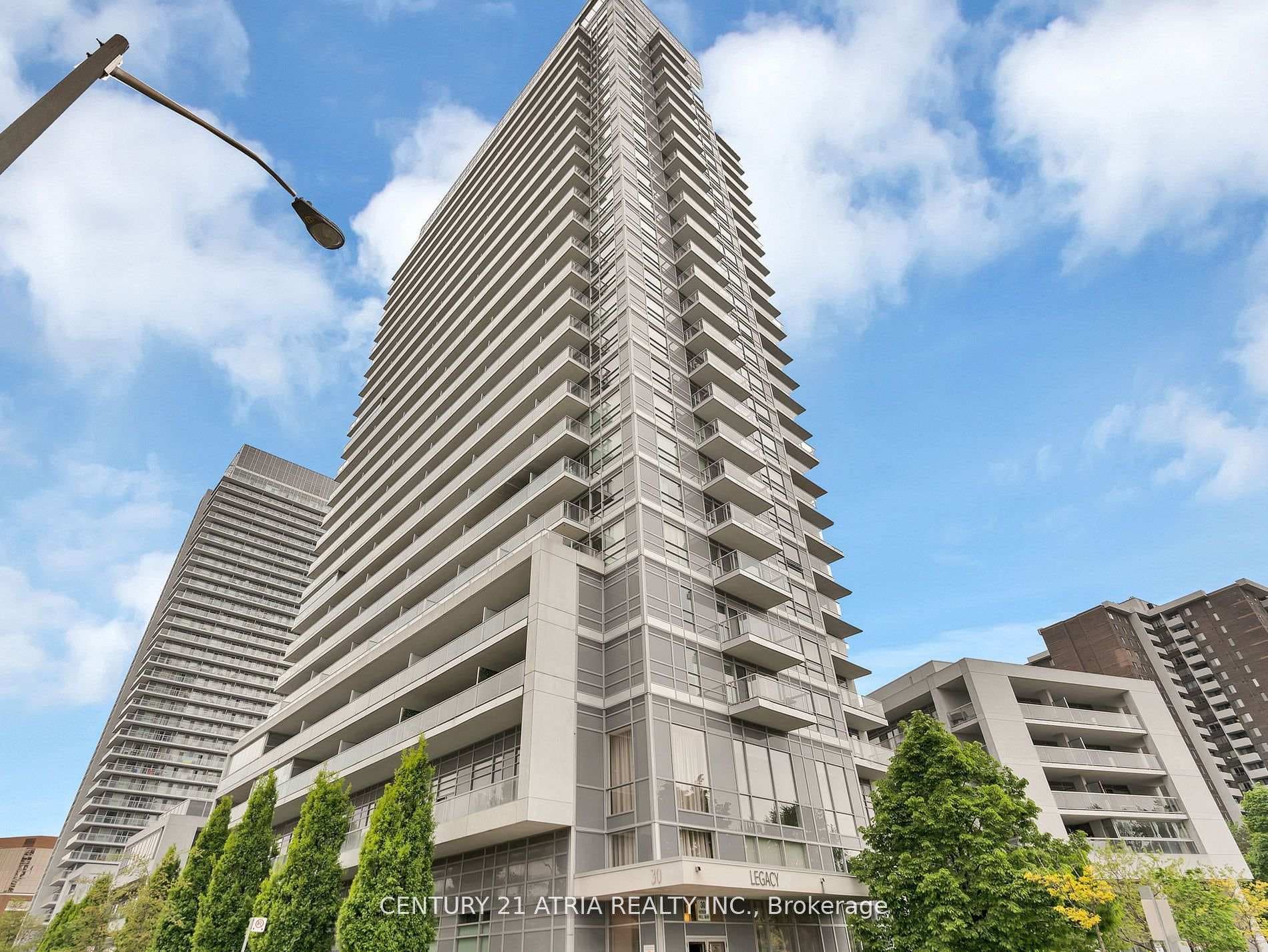 30 Herons Hills Way Unit 308, Hillcrest Village / Bayview Village, ON M2J 0A7 - Photo 1