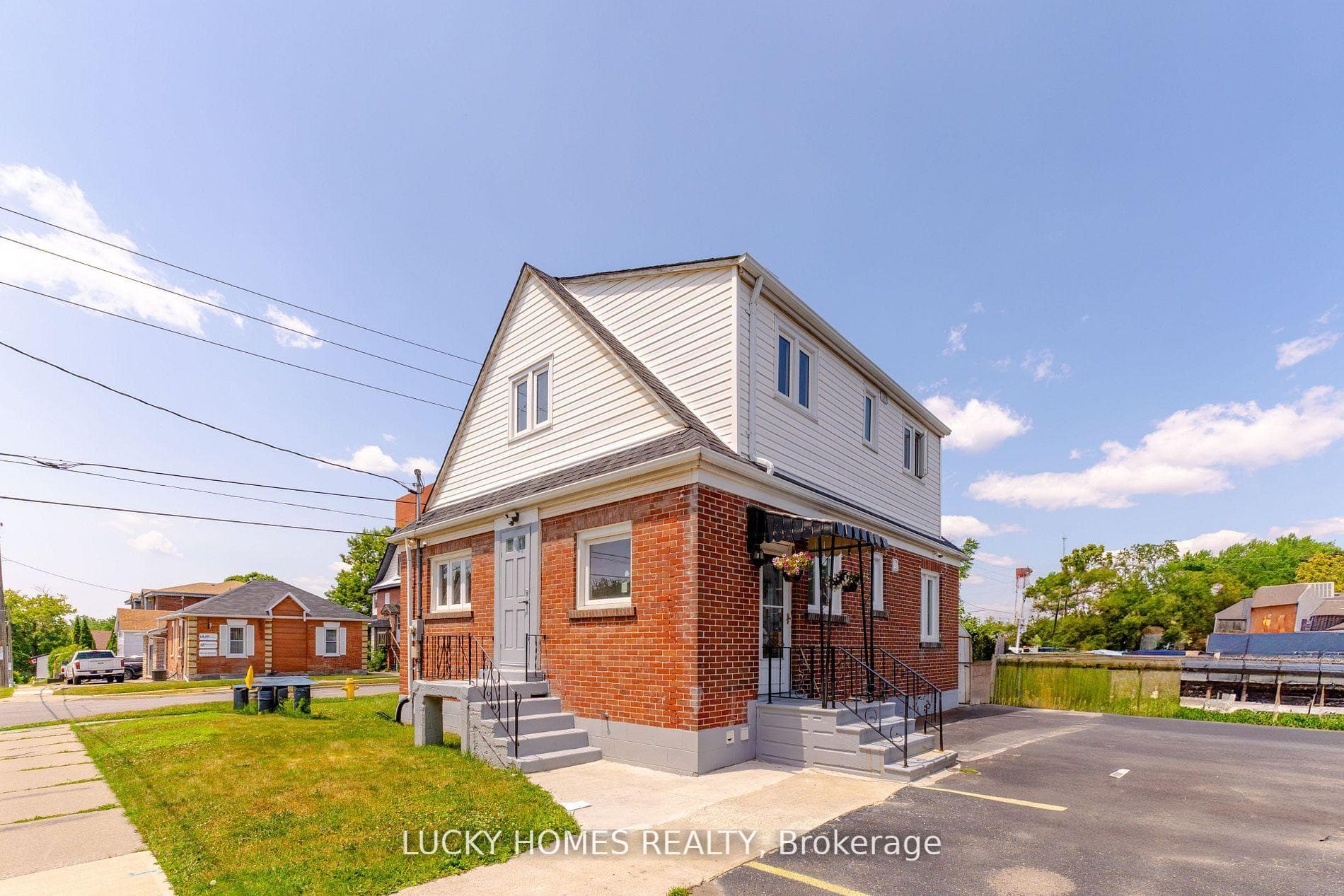 Commercial & Residential Zoning