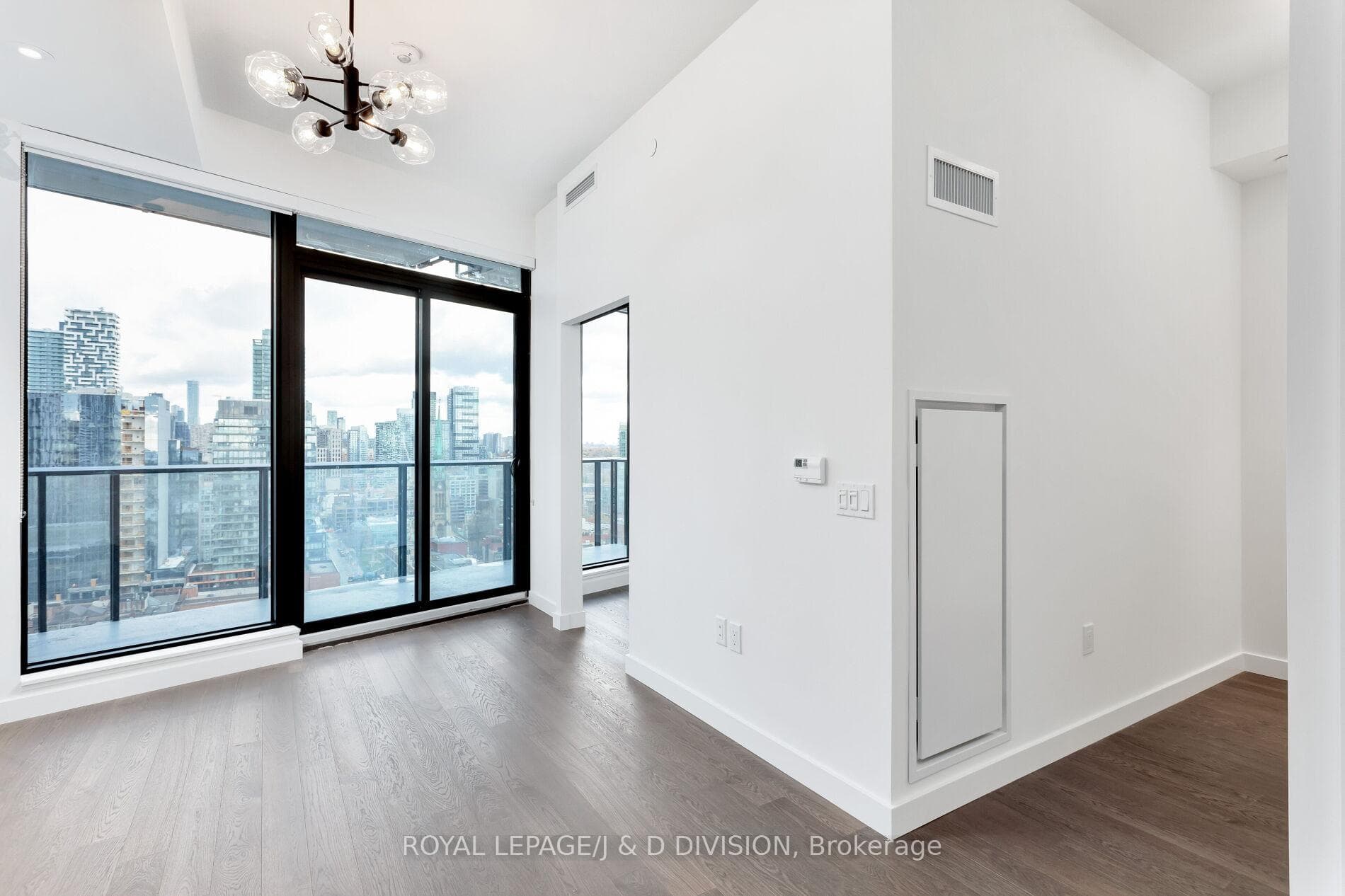 2A Church Street Unit 2308, Regent Park / Cabbagetown / St. James Town, ON M5E 0E1 - Photo 1