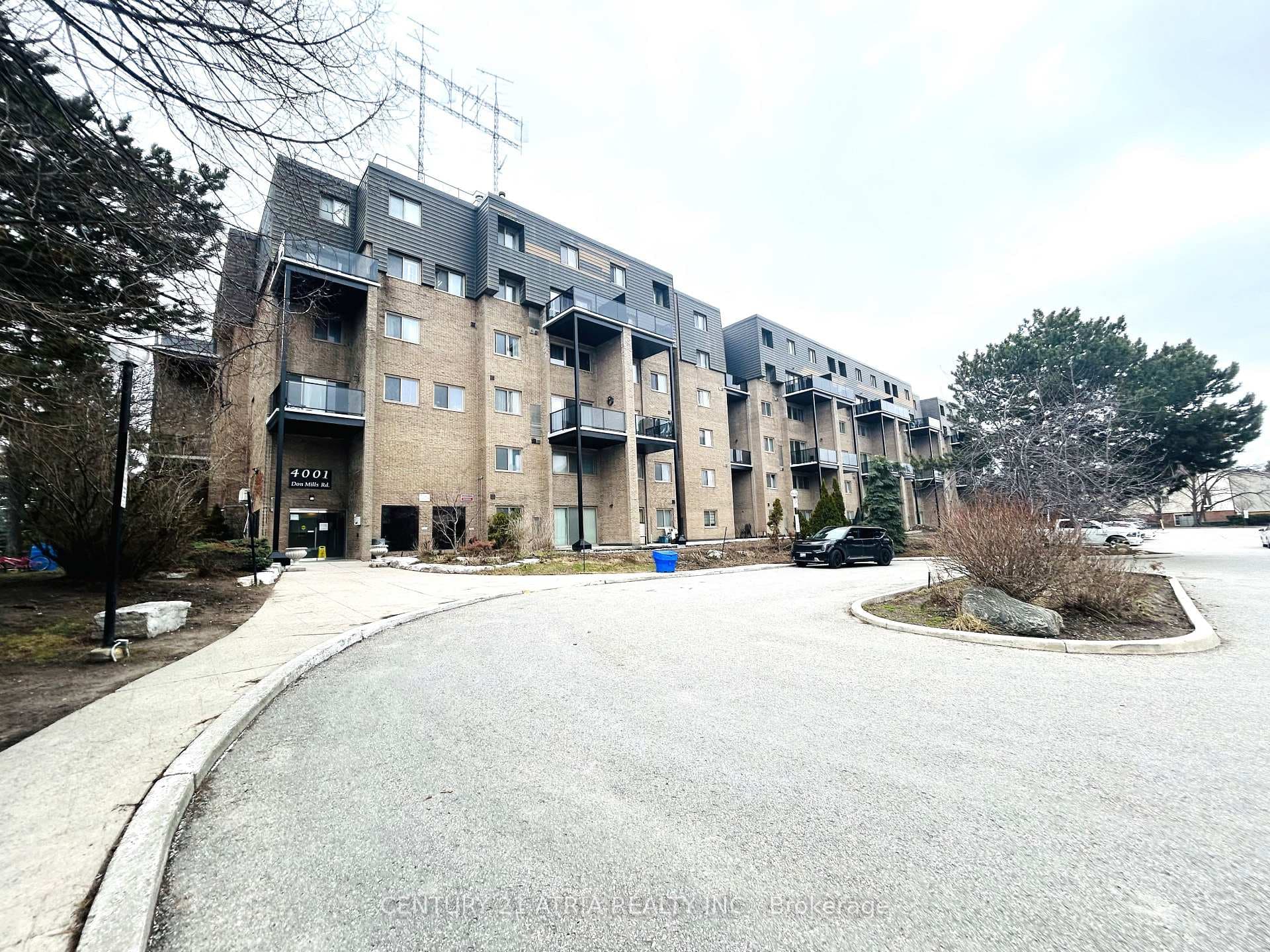 4001 Don Mills Road Unit 135, Hillcrest Village / Bayview Village, ON M2H 3J8 - Photo 1