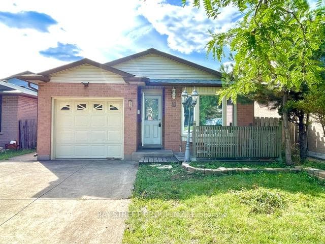 11 Drakes Drive, Hamilton, ON L8E 4G4 - Photo 1