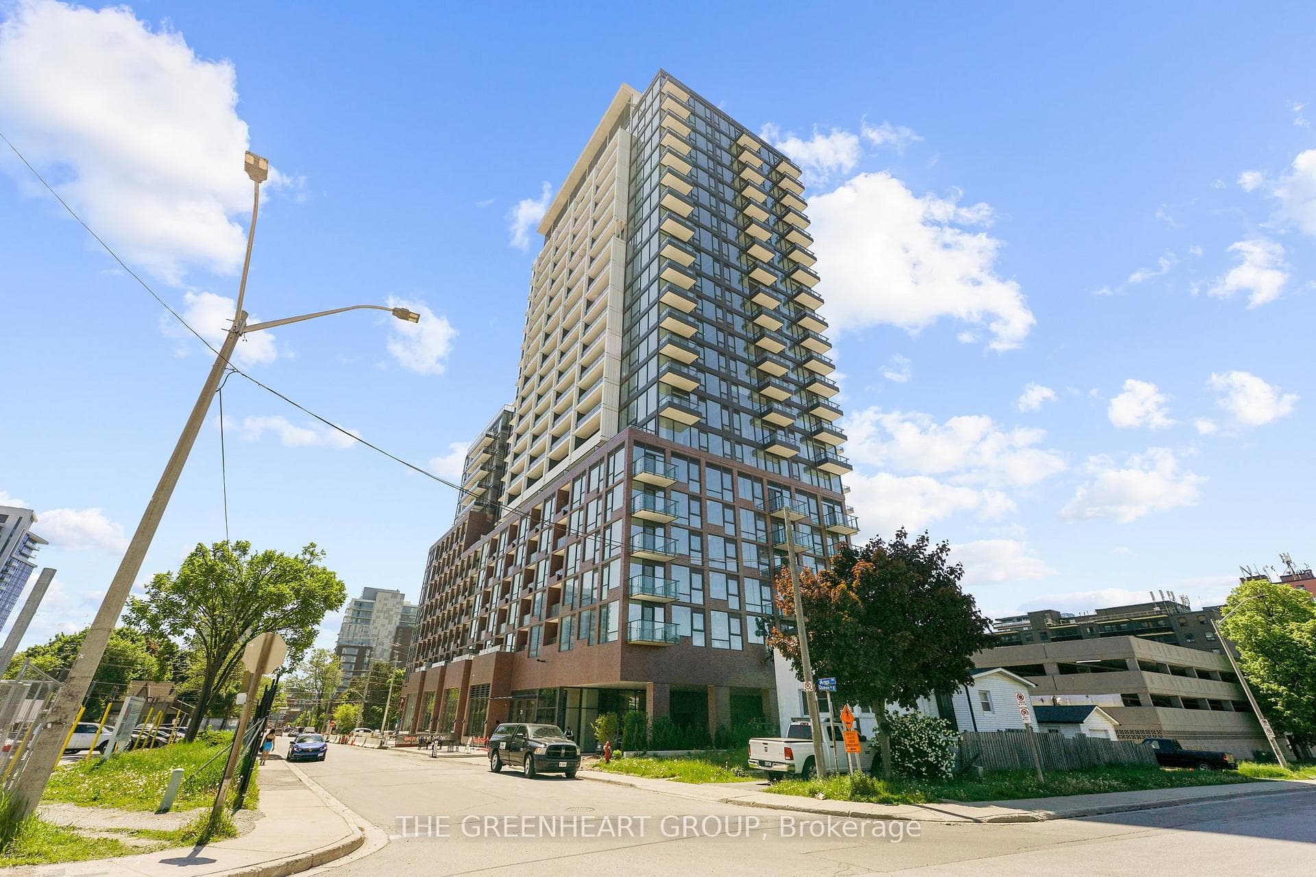 28 Ann Street Unit 1702, Mississauga