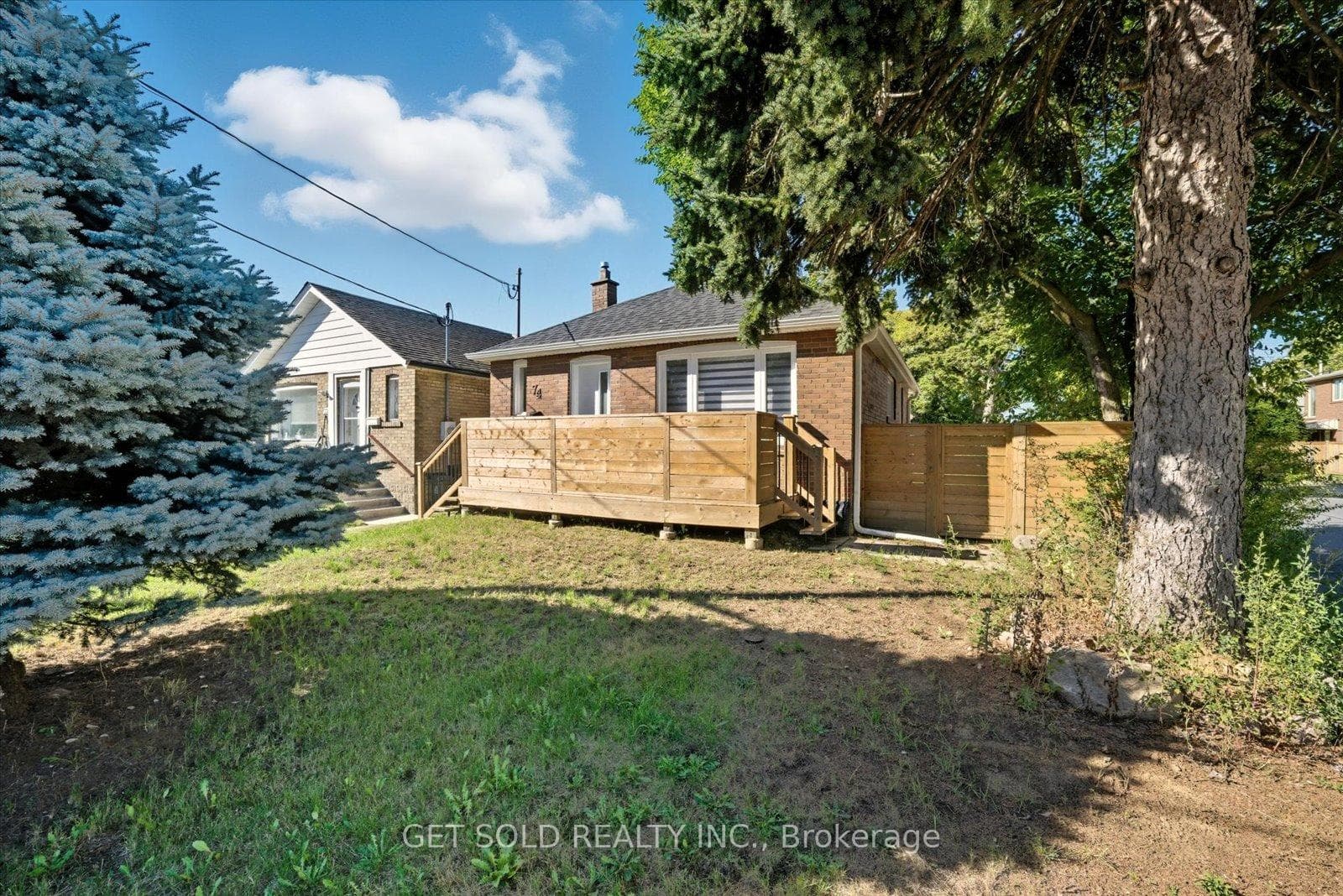 74 St Hubert Avenue, Danforth / East York, ON M4J 3Z3 - Photo 1
