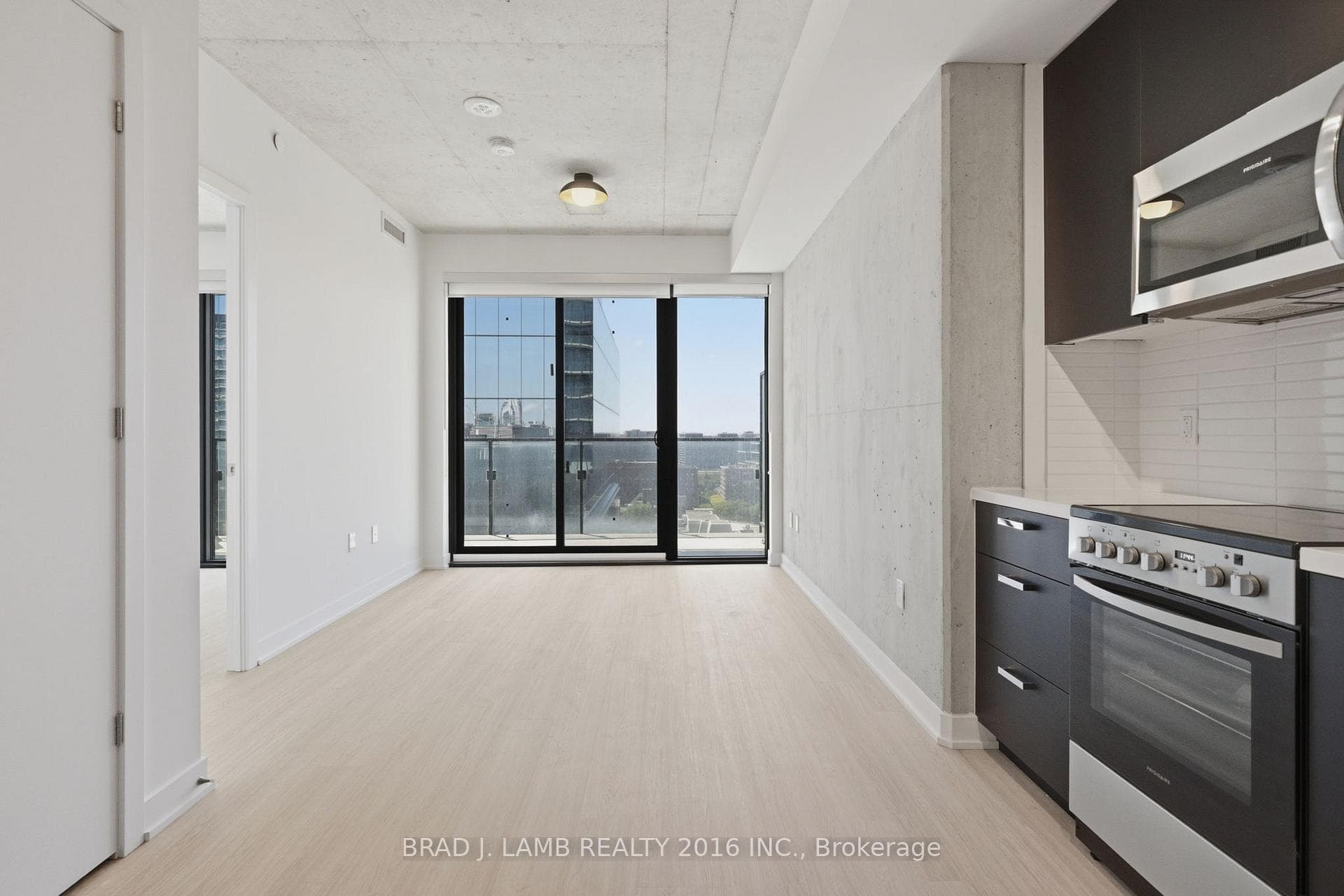 284 King Street Unit 1303, Regent Park / Cabbagetown / St. James Town, ON M5A 1K4 - Photo 1