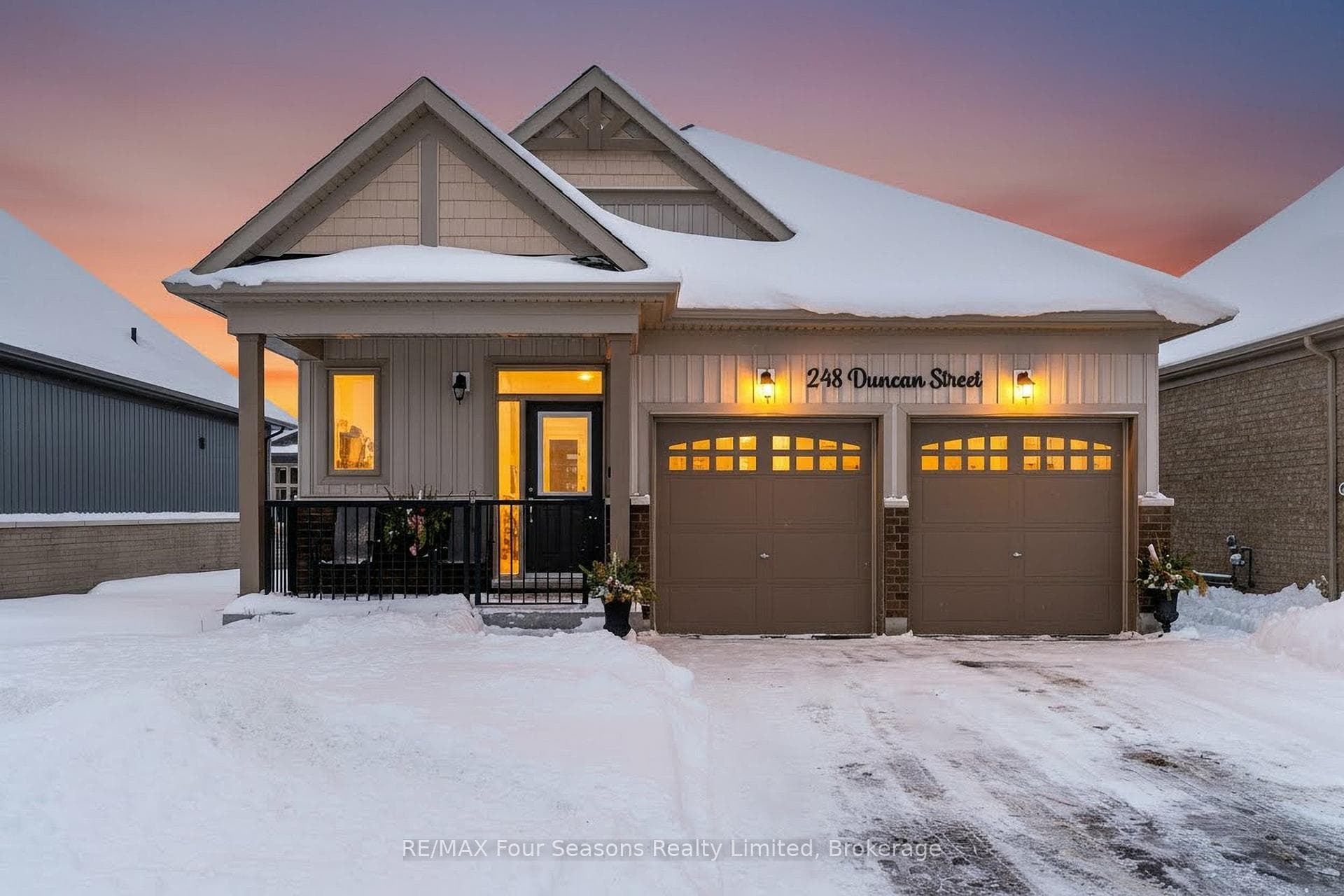 248 Duncan Street, Clearview, ON L0M 1S0 - Photo 1