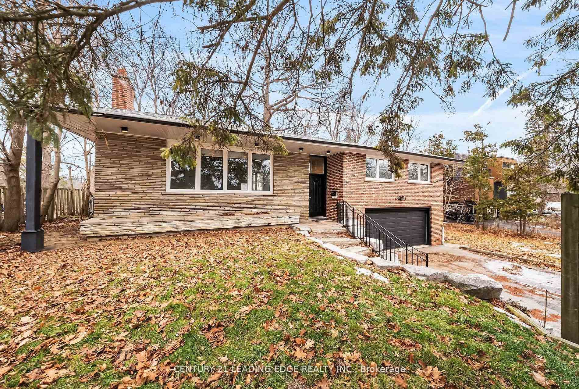 541 Rouge Hills Drive, Rouge / Port Union / Malvern, ON M1C 2Z9 - Photo 1