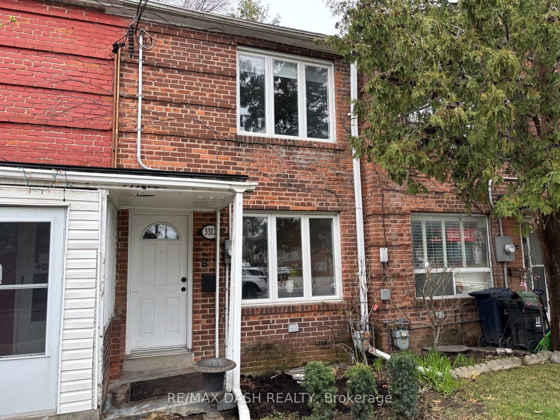 3312 Bathurst Street, Lawrence Park / Bedford Park, ON M6A 2B6 - Photo 1
