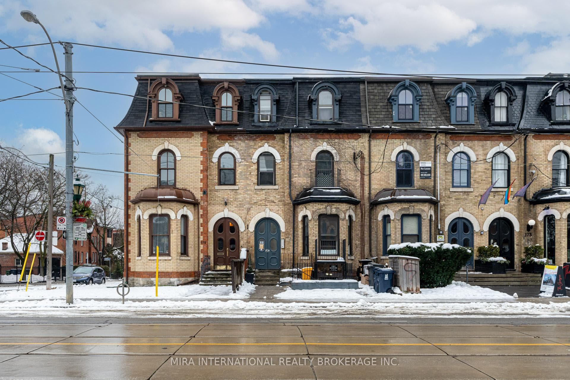 177 Carlton Street Unit 9, Regent Park / Cabbagetown / St. James Town, ON M5A 2K3 - Photo 1