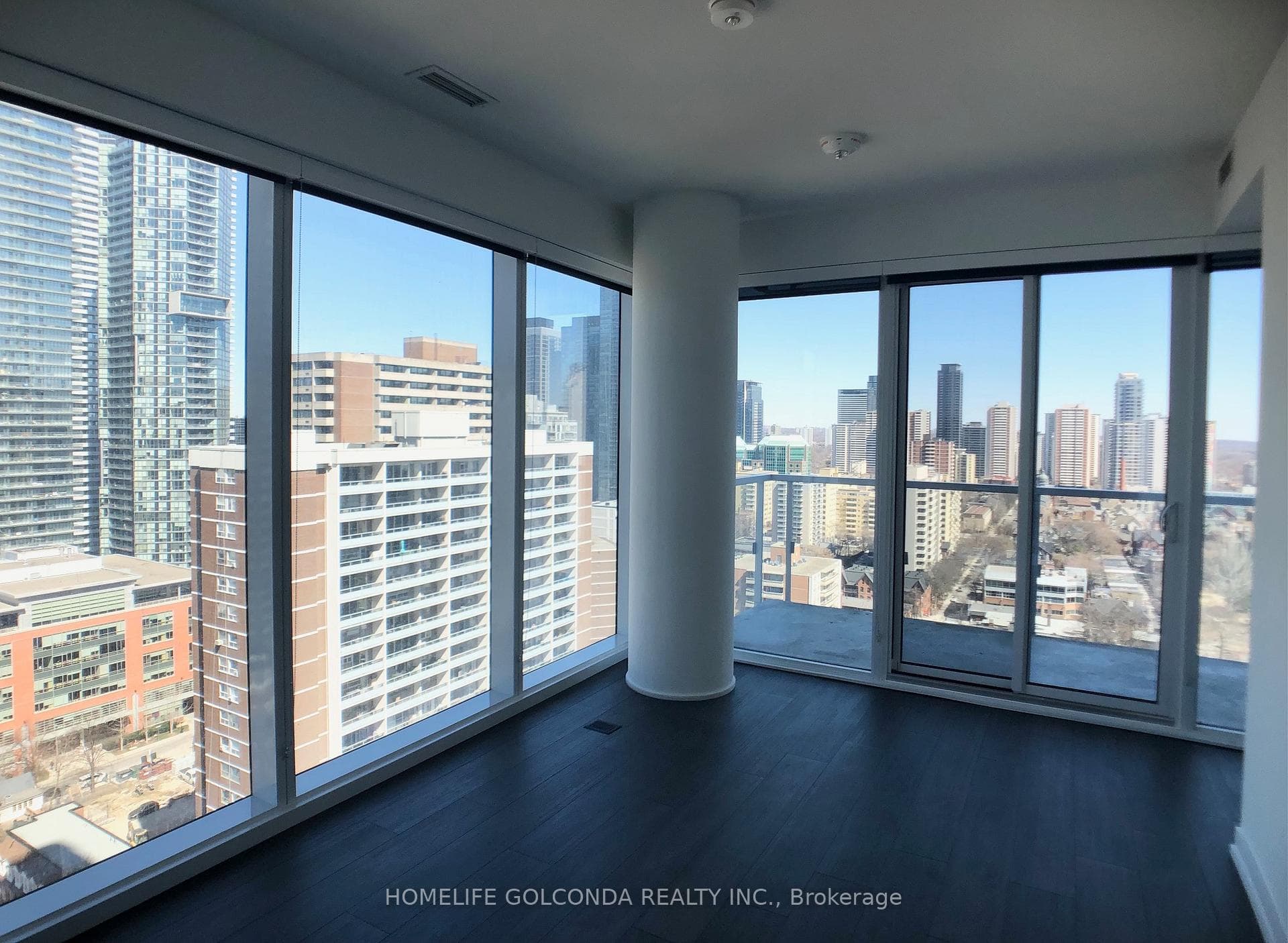 3 Gloucester Street Unit 2302, Regent Park / Cabbagetown / St. James Town, ON M4Y 0C6 - Photo 1