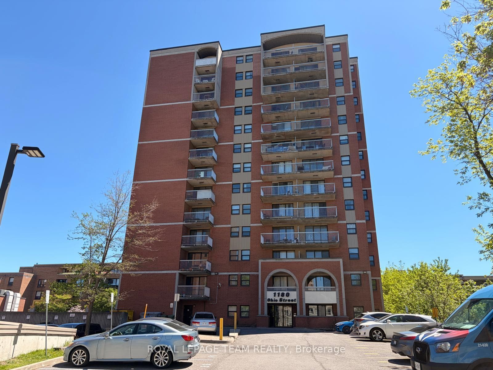 1180 Ohio Street Unit 304, Billings Bridge - Riverside Park and Area