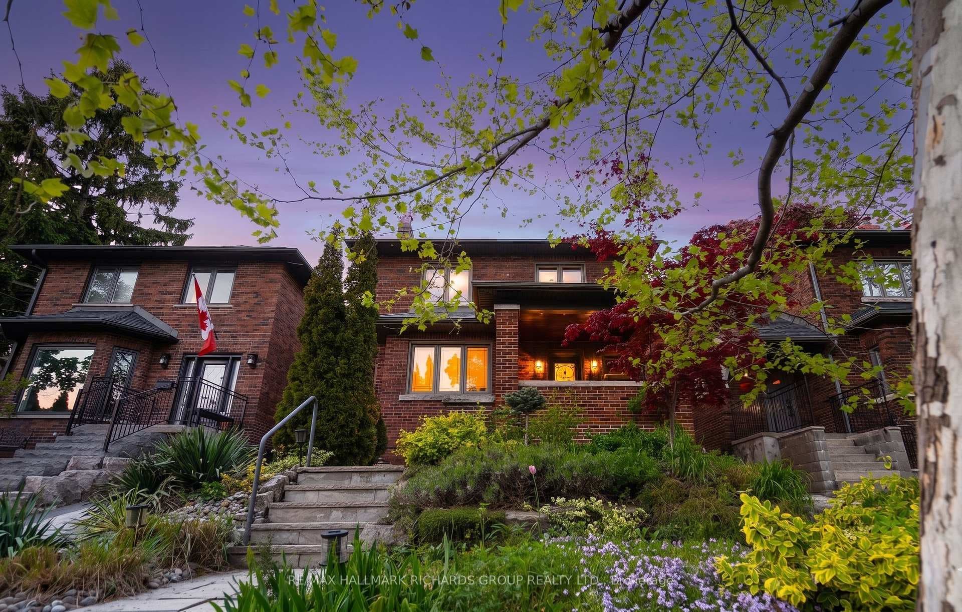 14 Cavendish Street, The Beaches / Upper Beaches, ON M4E 1P1 - Photo 1