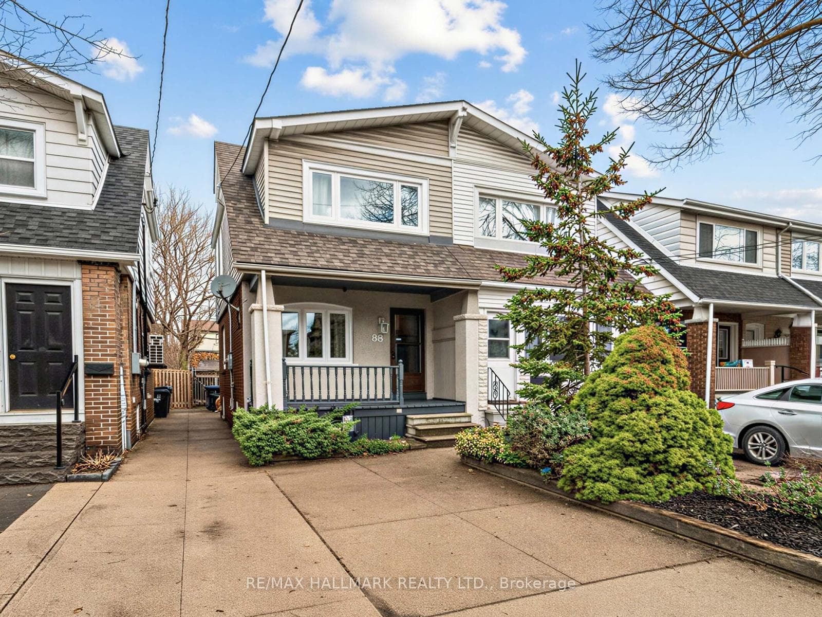 86 Mortimer Avenue, Danforth / East York, ON M4K 2A1 - Photo 1
