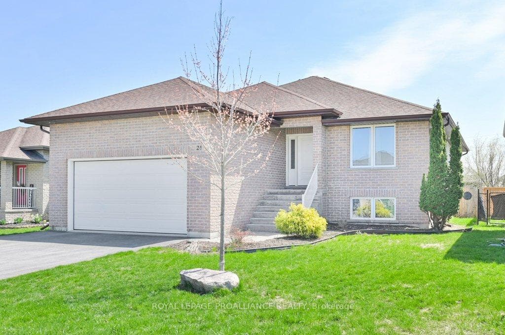 24 Freedom Crescent, Quinte West, ON K8V 0C1 - Photo 1