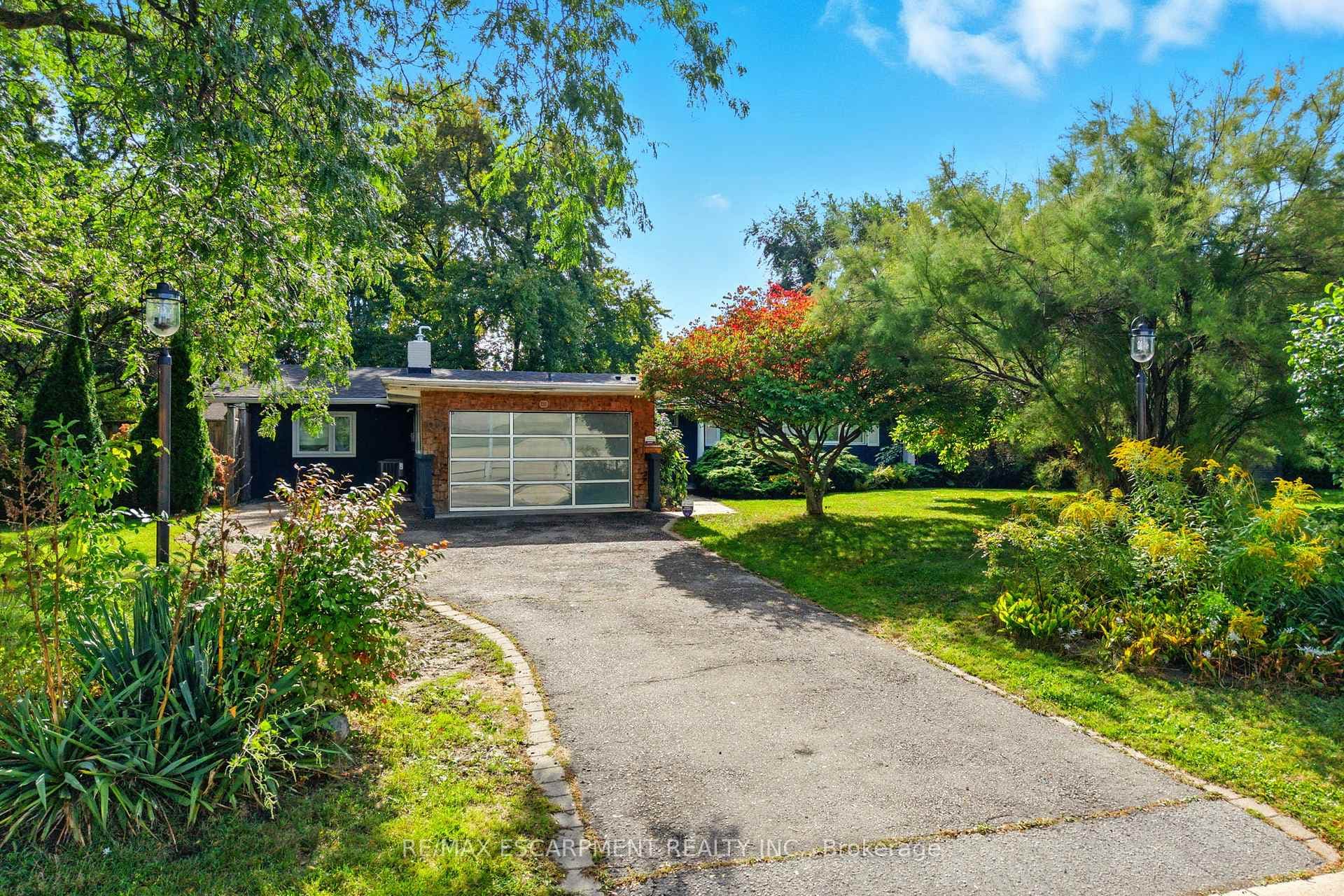 230 South Service Road, Mississauga, ON L5G 2S1 - Photo 1