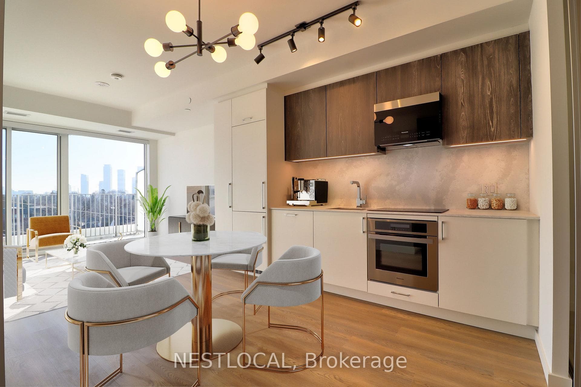 689 The Queensway N/A Unit 425, Corso Italia / Dufferin Grove, ON M8Y 0C8 - Photo 1