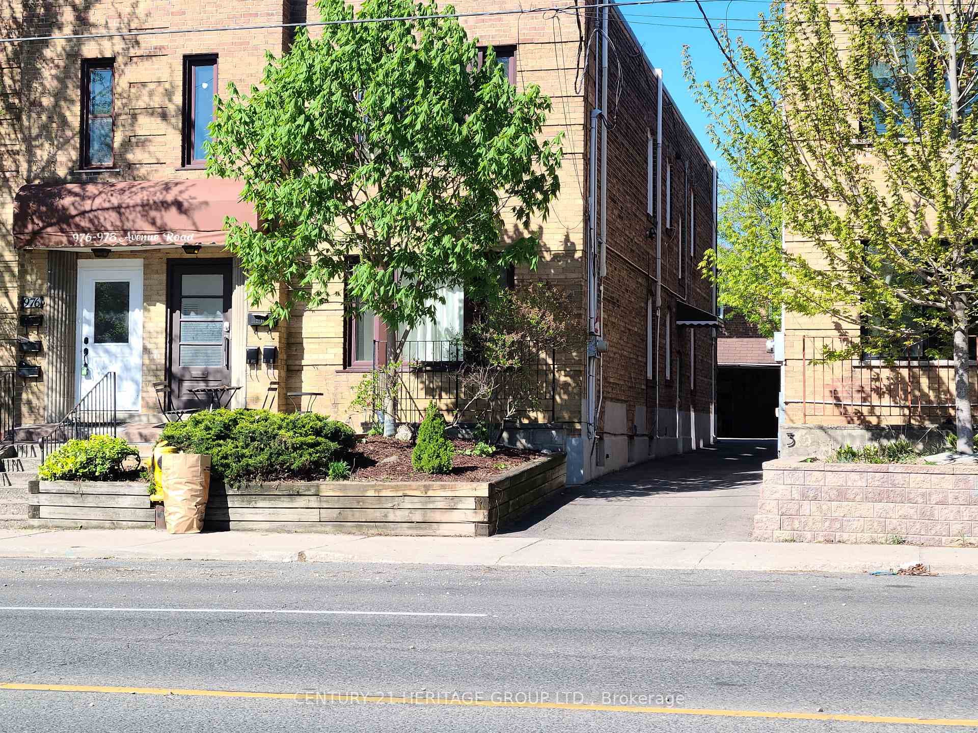 978 Avenue Road Unit Main, Forest Hill / Deer Park, ON M5P 2K8 - Photo 1