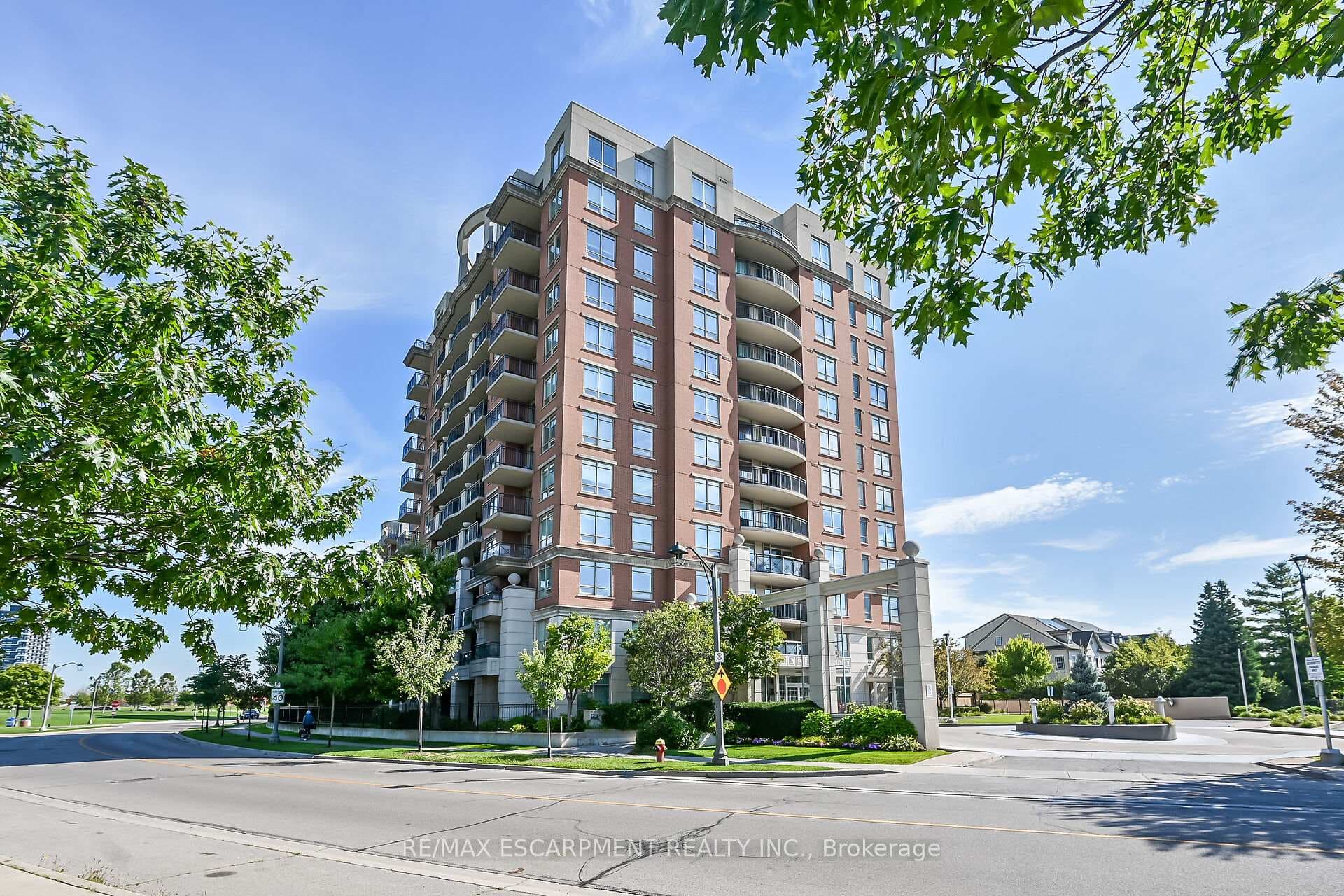 2365 Central Park Drive Unit 601, Oakville, ON L6H 0C7 - Photo 1