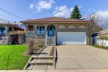 100 Newlands Avenue, Dorset Park / Kennedy Park, ON M1L 1R9 - Photo 1