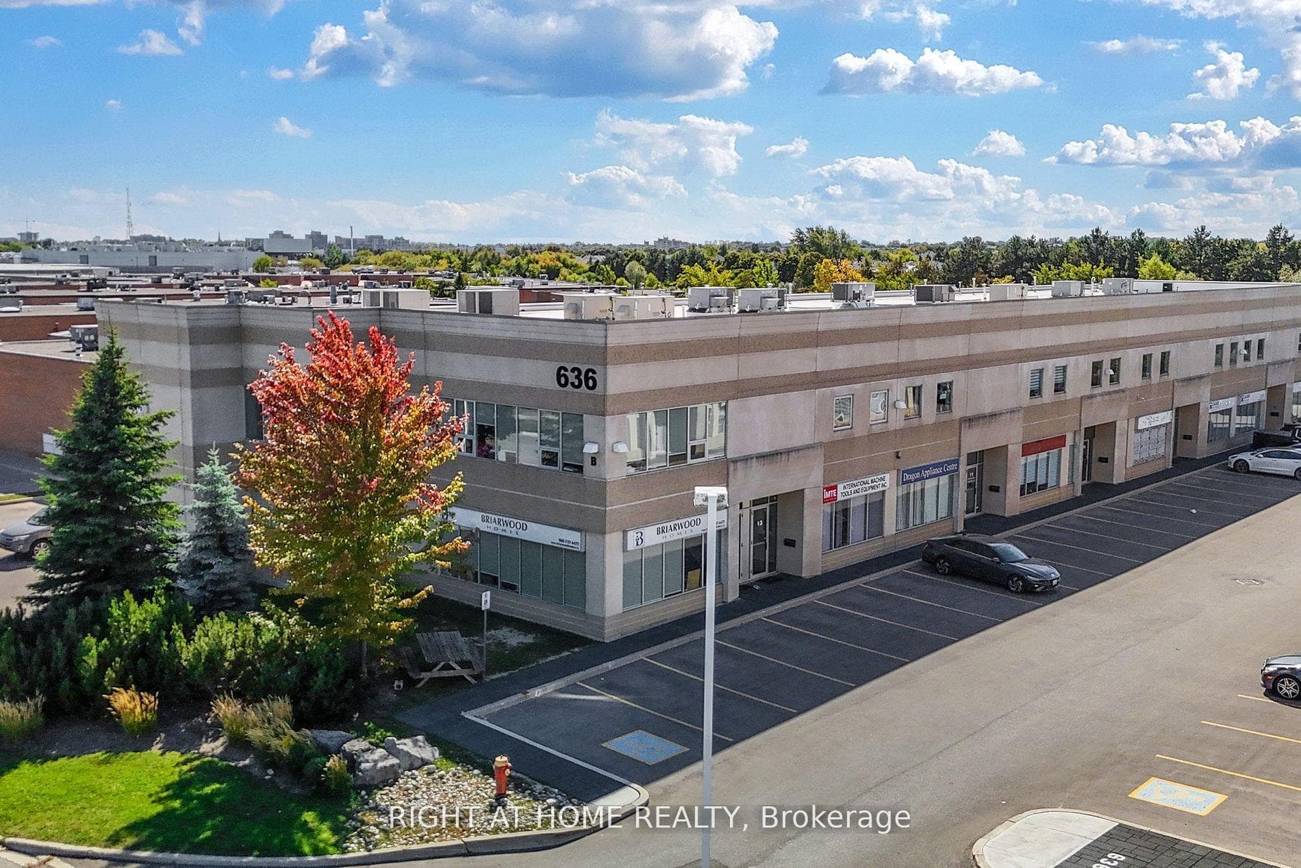 636 Edward Avenue Unit 14, Richmond Hill, ON L4C 0V4 - Photo 1