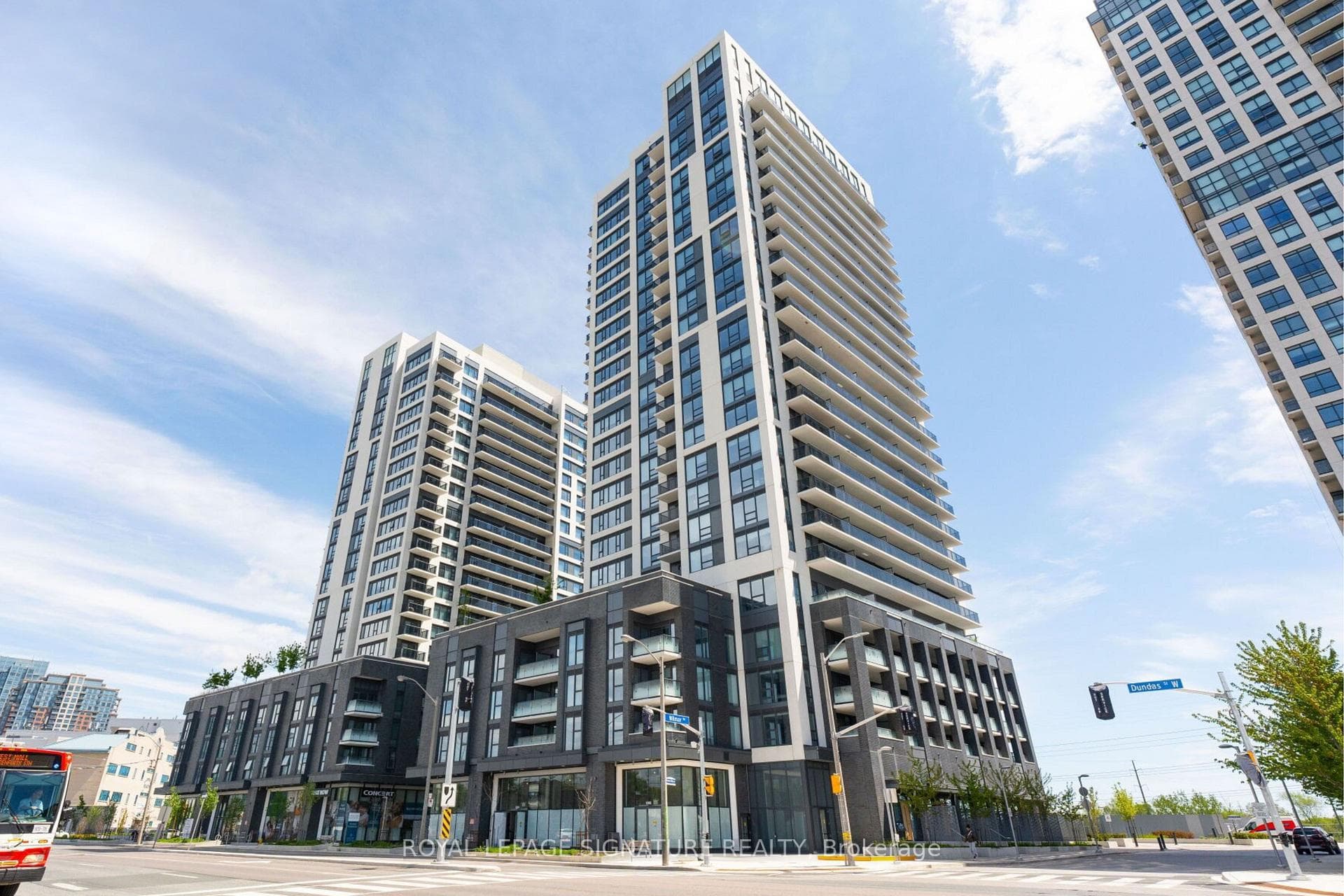 30 Samuel Wood Way Unit 305, Etobicoke (Islington / Rexdale), ON M9B 1B1 - Photo 1