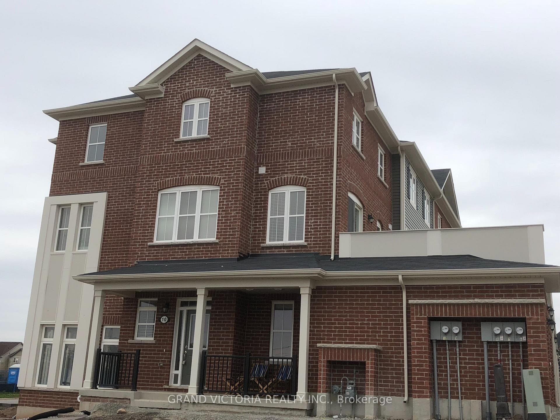 10-22 Spring Creek Dr Drive, Hamilton