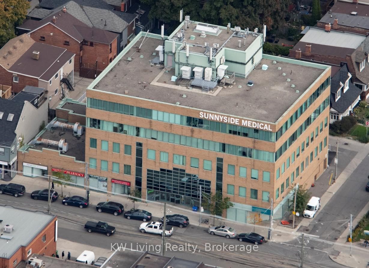 27 Roncesvalles Avenue Unit 105, High Park / Junction / Roncesvalles, ON M6R 3B2 - Photo 1