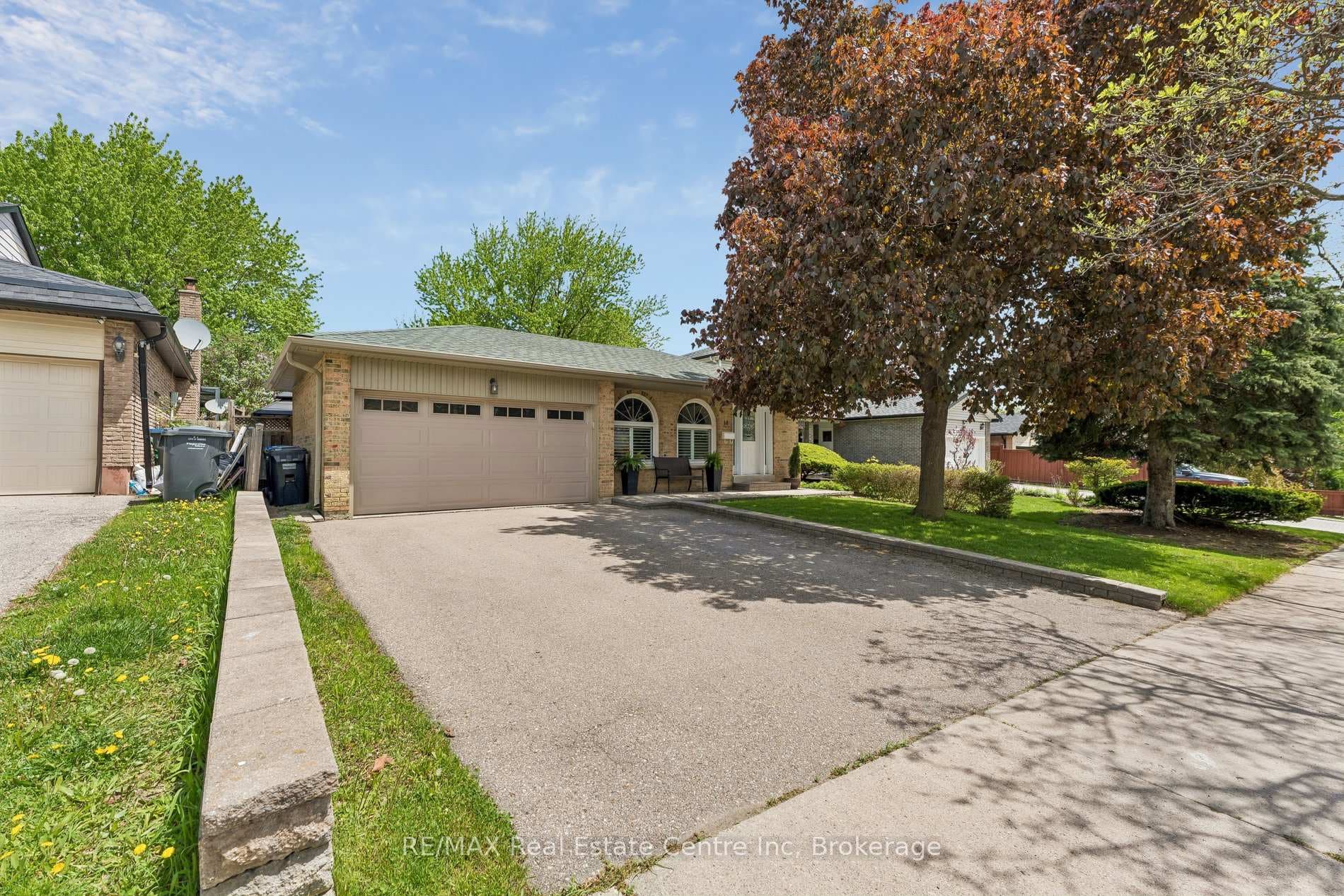14 Massey Street, Brampton