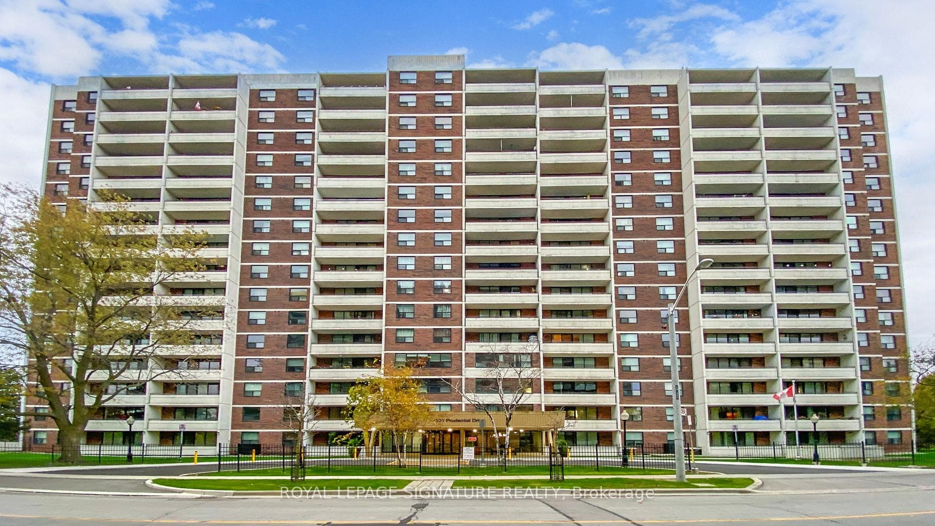 101 Prudential Drive Unit 1705, Dorset Park / Kennedy Park, ON M1P 4S5 - Photo 1