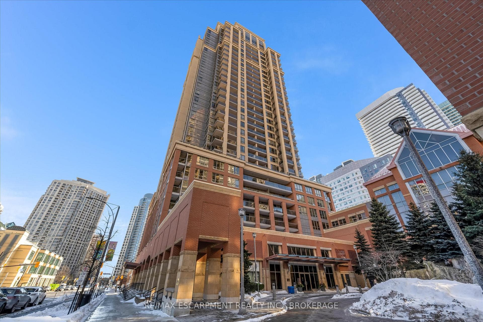 4080 Living Arts Drive Unit 703, Mississauga