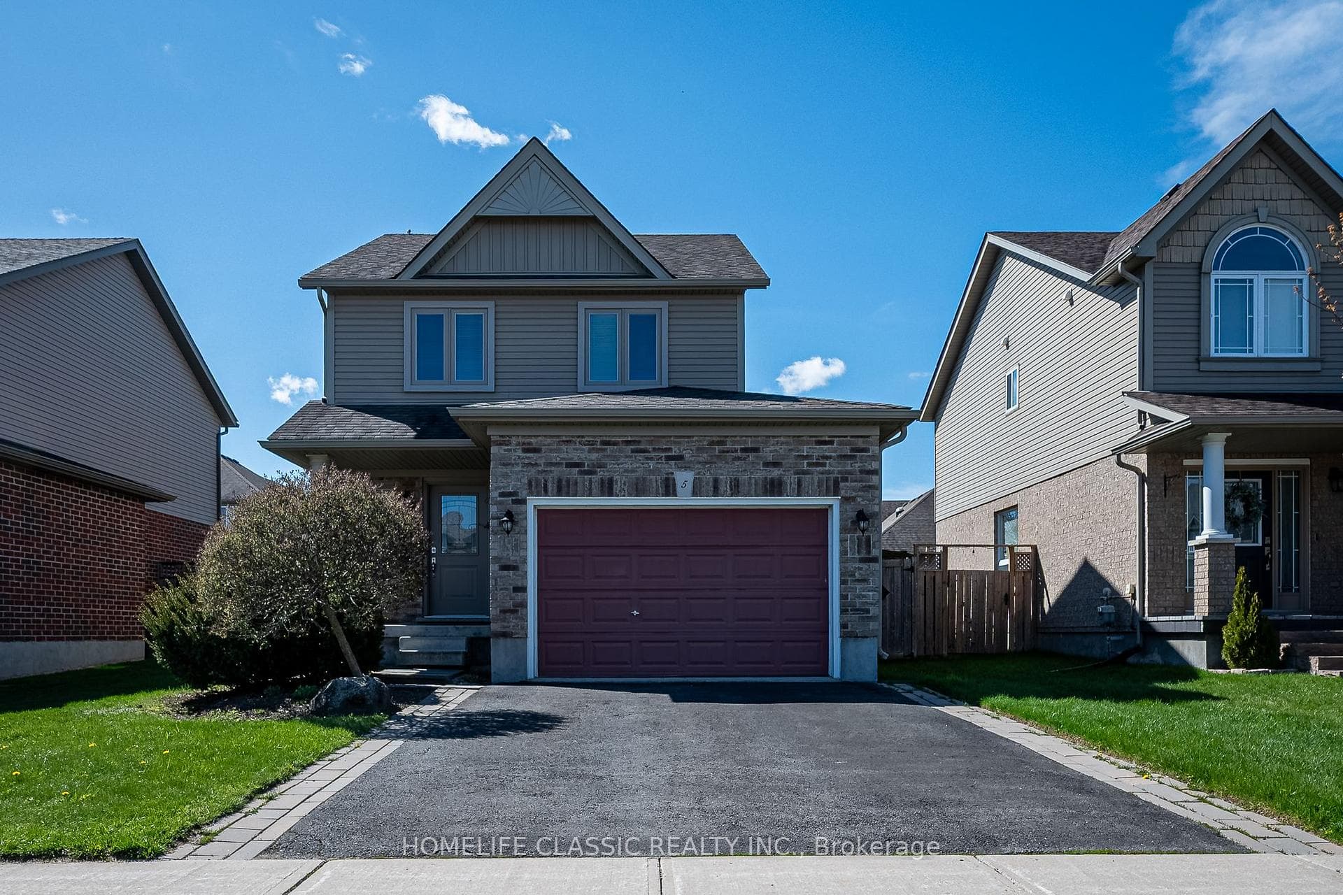 5 IRWIN Crescent, New Tecumseth