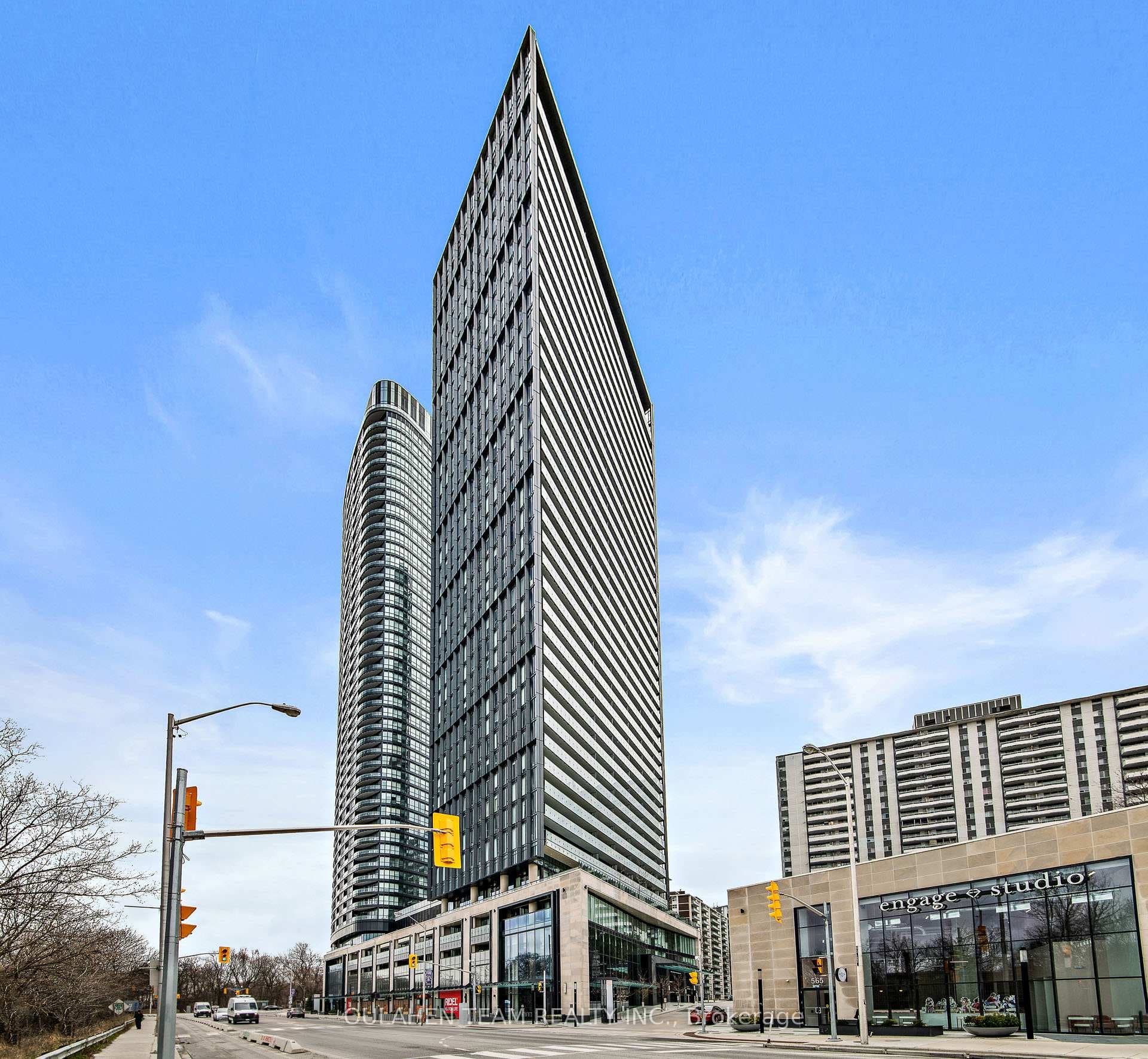 575 Bloor Street Unit 1604, Regent Park / Cabbagetown / St. James Town, ON M4W 0B2 - Photo 1