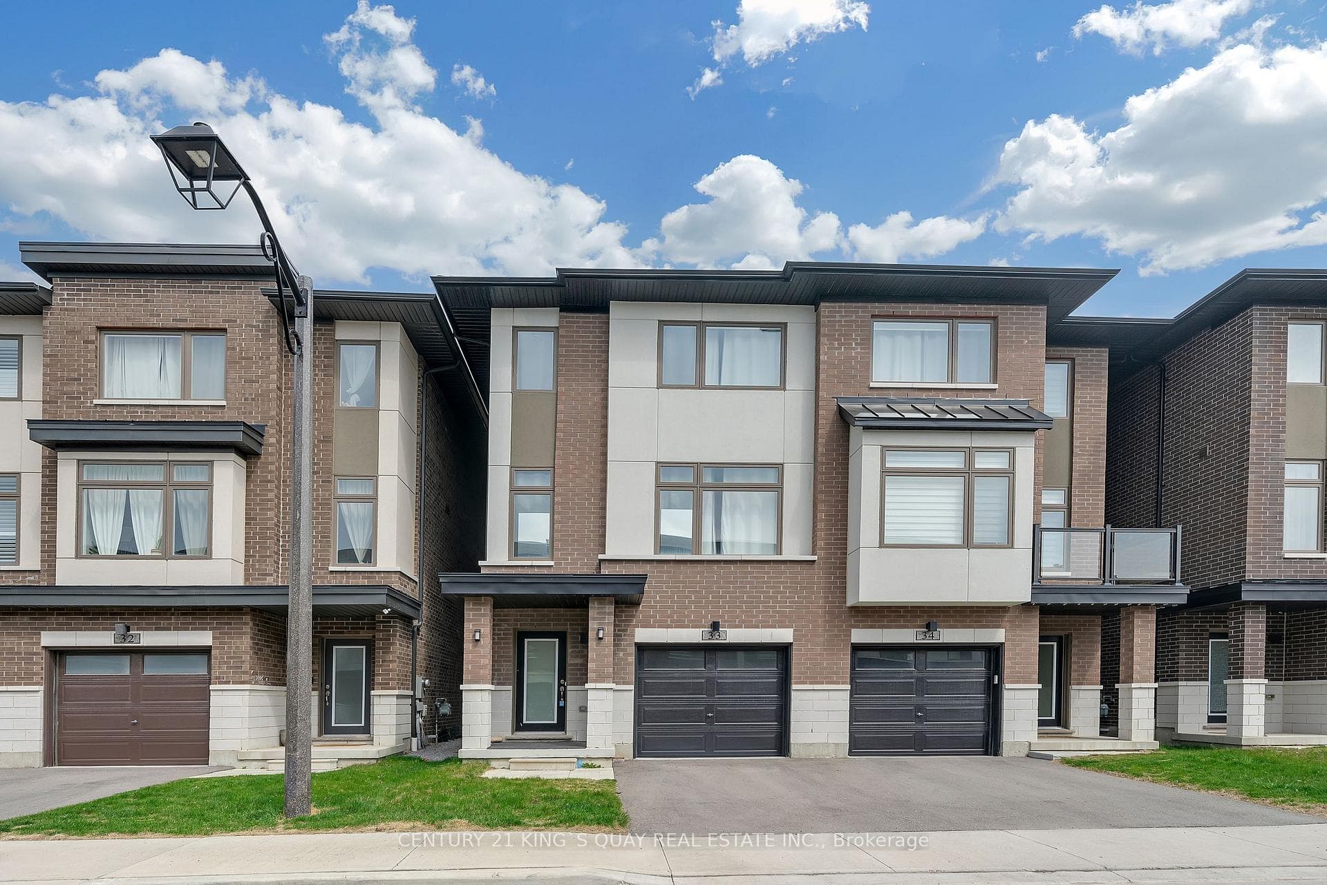 250 Finch Avenue Unit 33, Pickering, ON L1V 0G6 - Photo 1