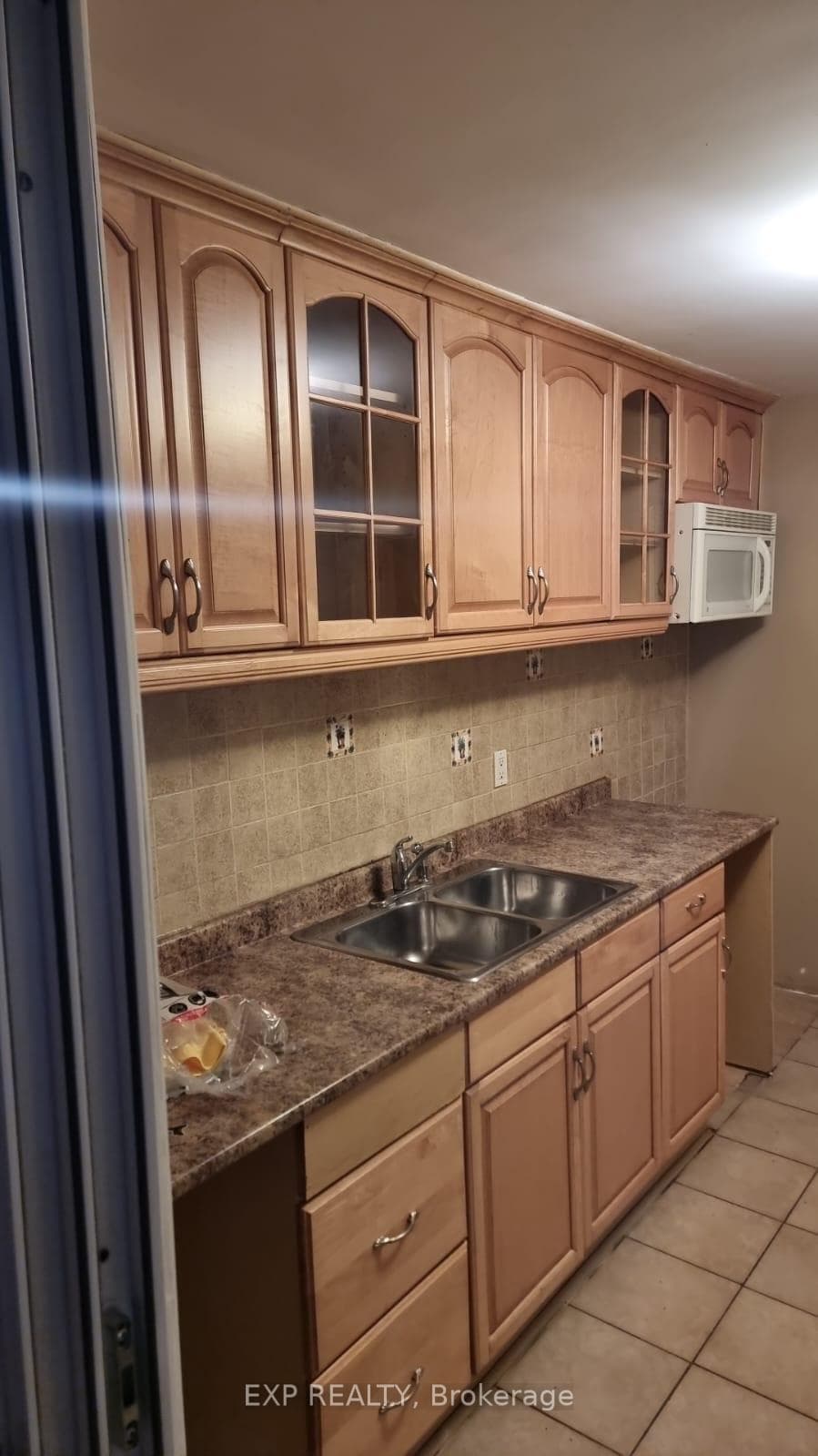841 Runnymede Road Unit 2nd Flr, Keelesdale / Eglinton West, ON M6N 3W1 - Photo 1