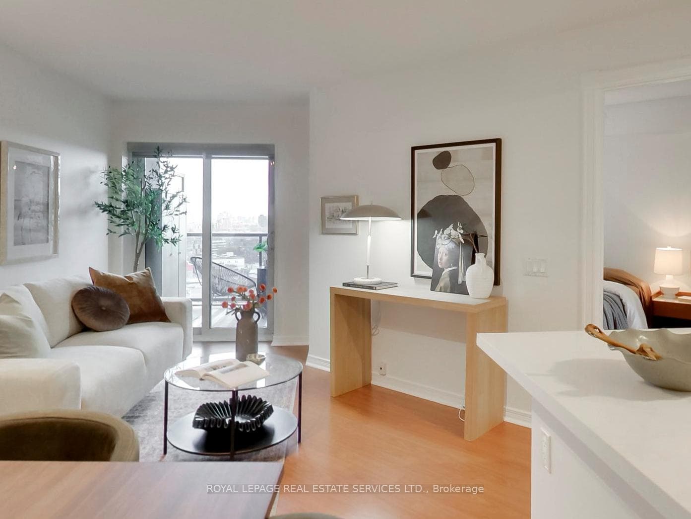60 Heintzman Street Unit 1713, Bloor West Village / Swansea, ON M6P 5A1 - Photo 1