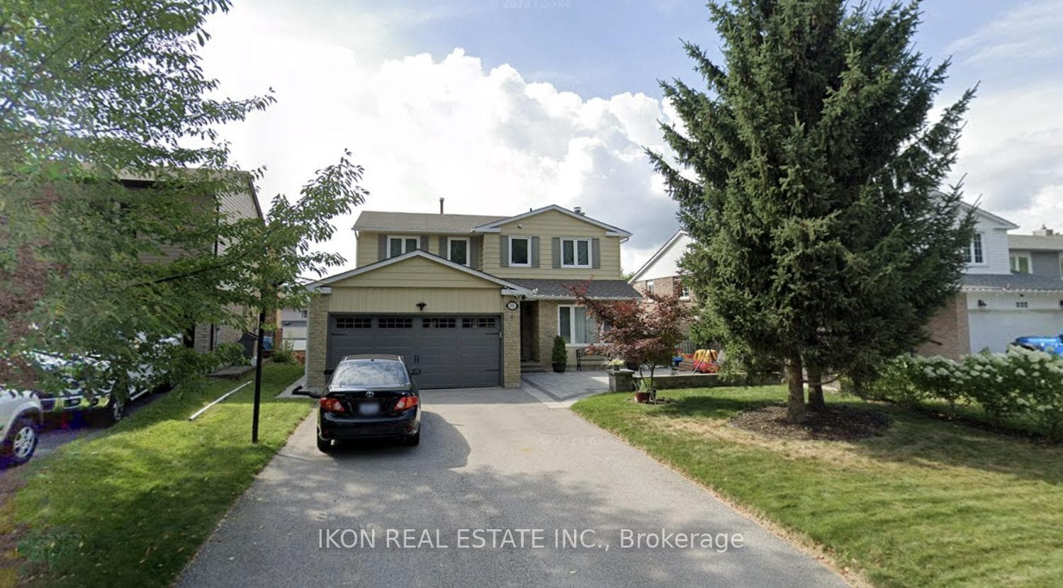 112 Howlett Avenue Unit Main, Newmarket, ON L3Y 5S5 - Photo 1