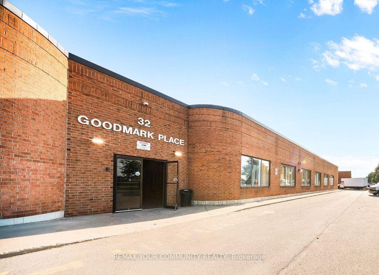 32 Goodmark Place Unit 3, Etobicoke (West Mall / Rexdale), ON M9W 6J4 - Photo 1