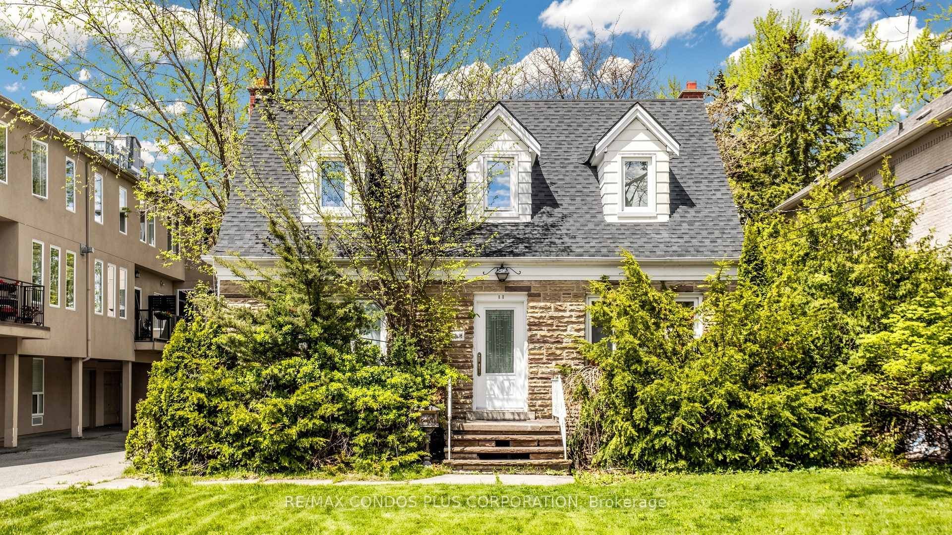 78 Spring Garden Avenue, Willowdale / Newtonbrook