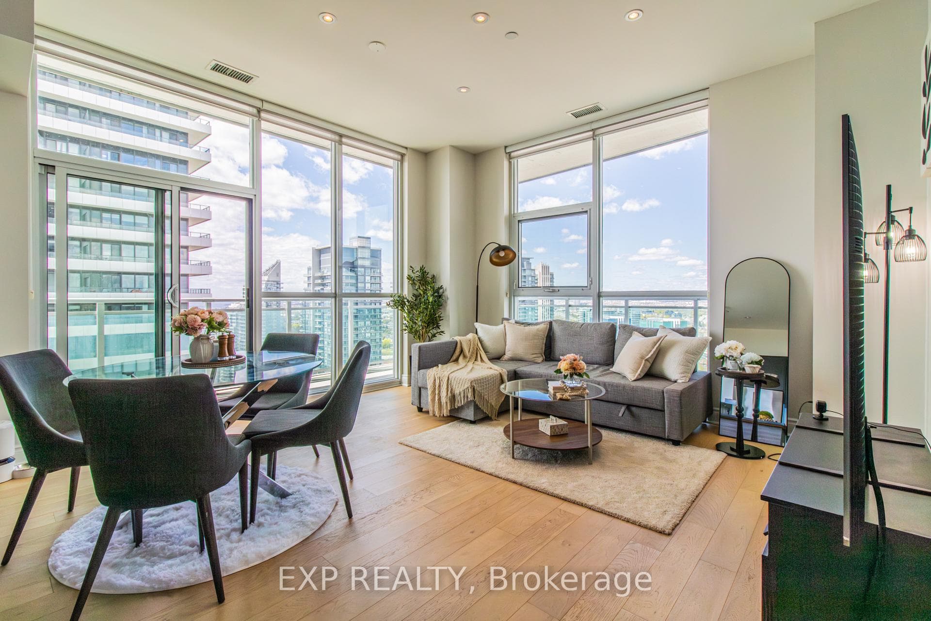 33 Shore Breeze Drive Unit LPH3802, Liberty Village / Parkdale / South Parkdale, ON M8V 0G1 - Photo 1