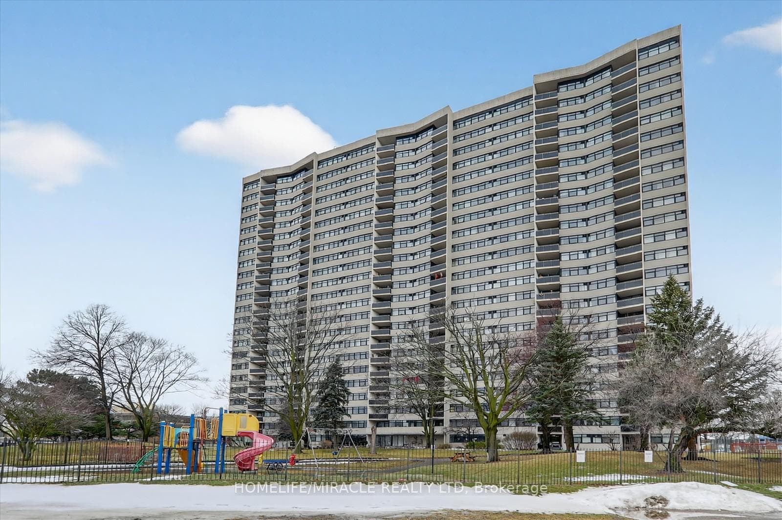 100 Echo PT N/A Unit 1909, Scarborough Village / Eglinton East, ON M1W 2V2 - Photo 1