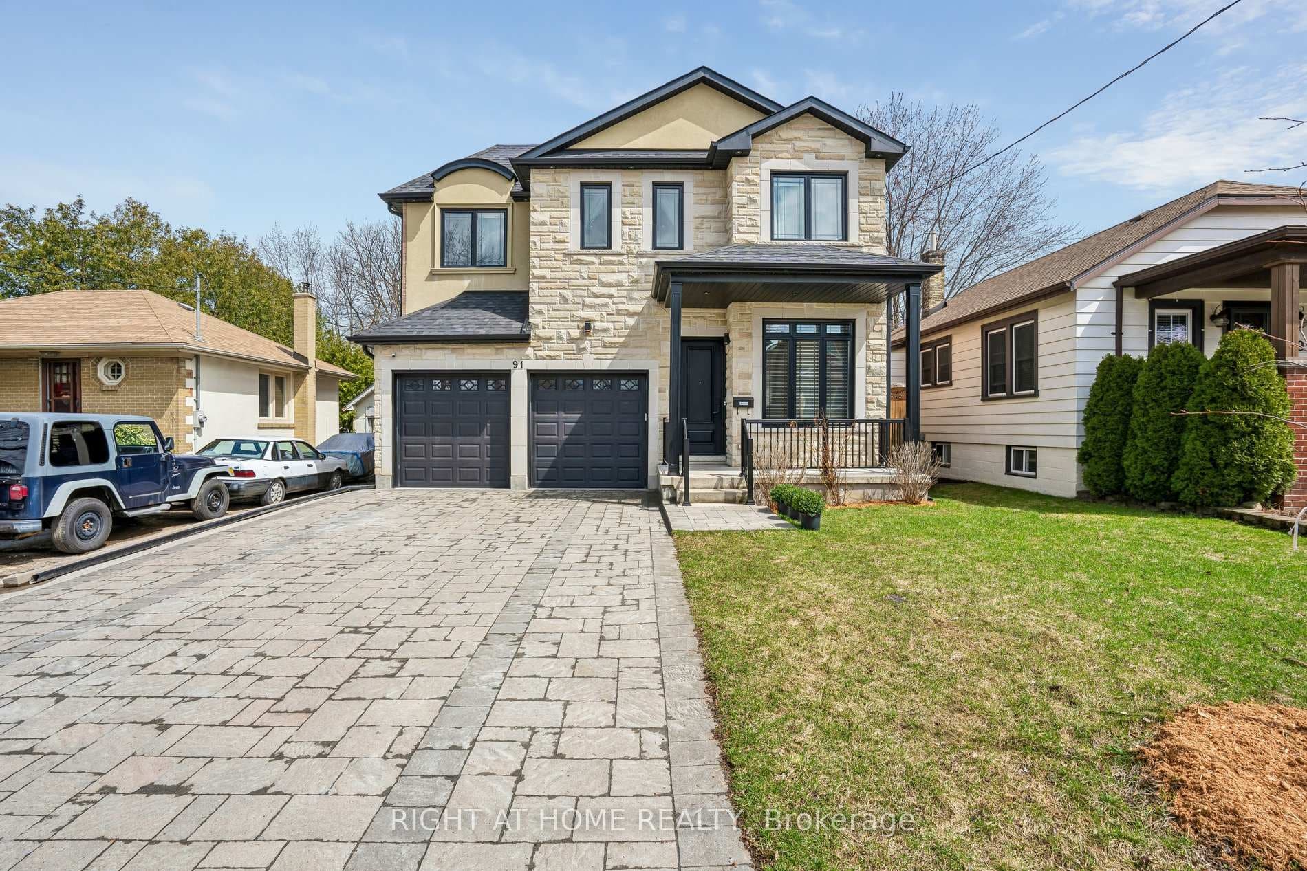 91 Atlee Avenue, Birch Cliff / Cliffside, ON M1N 3X5 - Photo 1