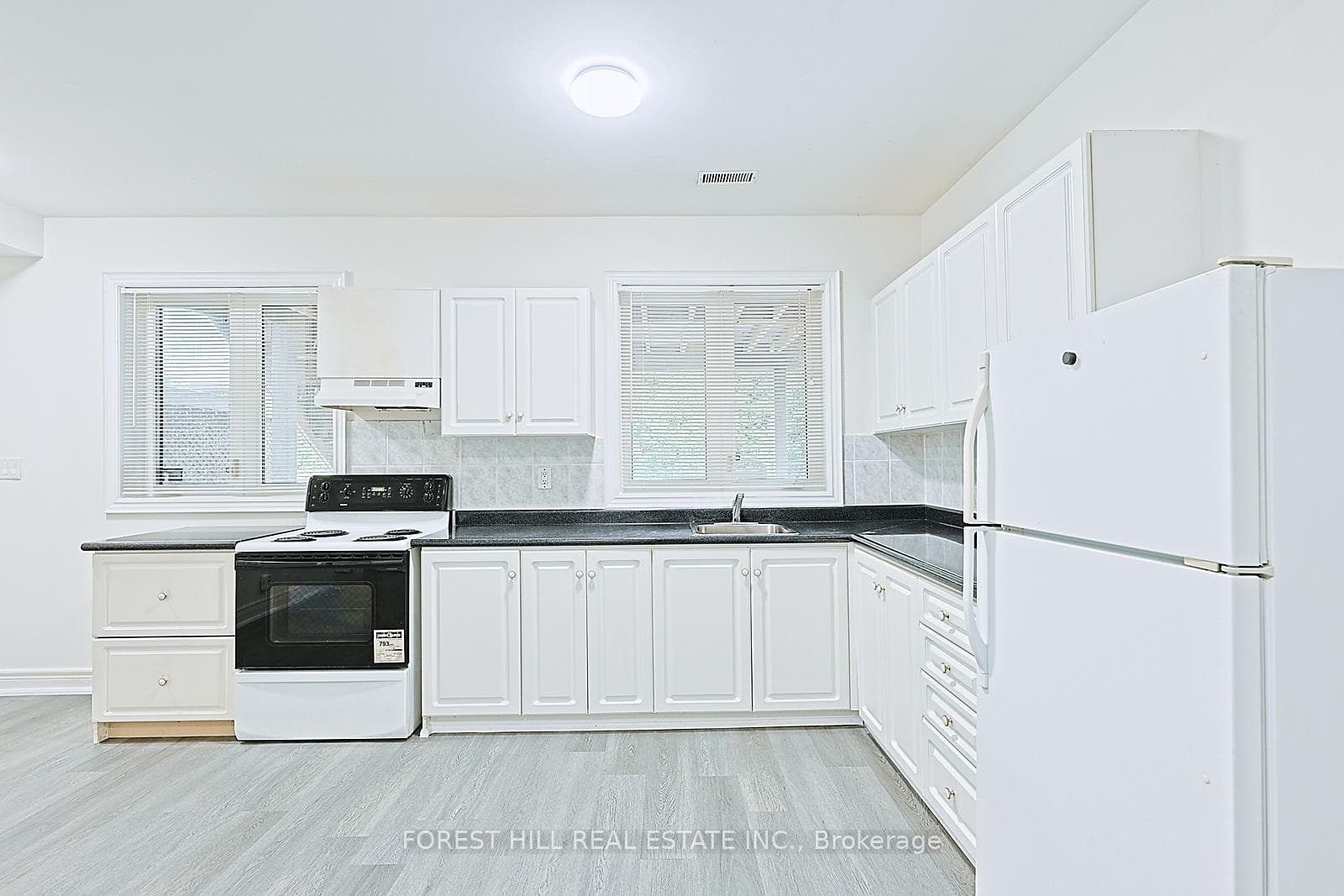 61 Fairchild Avenue Unit Bsmt, Thornhill / Willowdale, ON M2M 1T8 - Photo 1