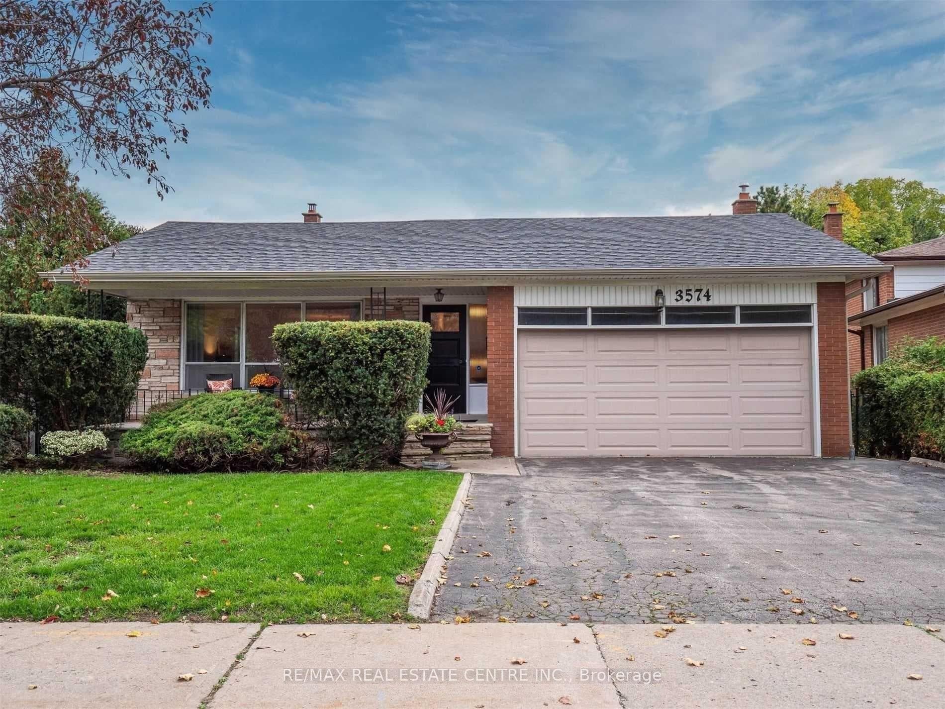 3574 Golden Orchard Drive, Mississauga, ON L4Y 3H8 - Photo 1