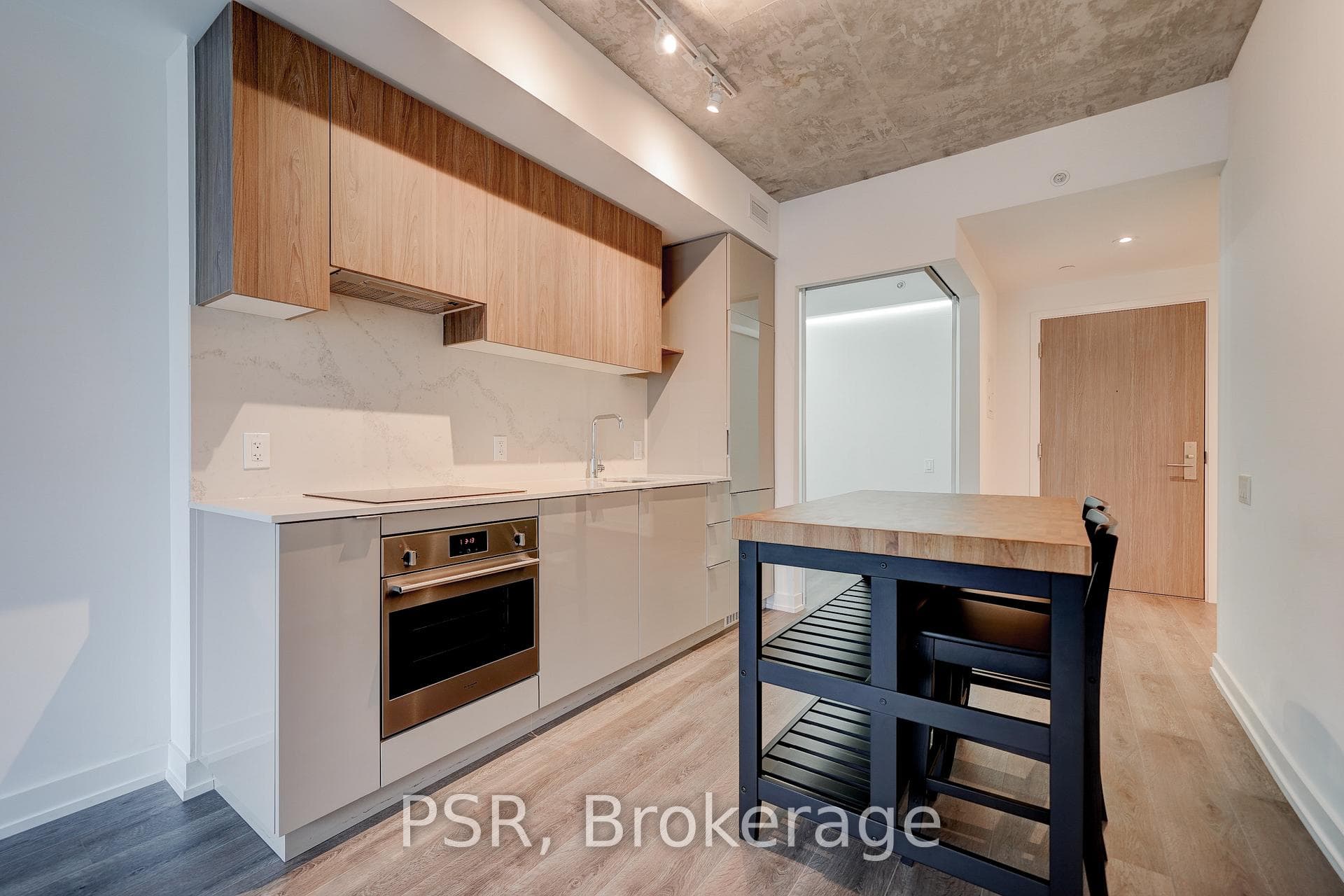 161 Roehampton Avenue Unit 506, Leaside / Davisville, ON M4P 0C8 - Photo 1