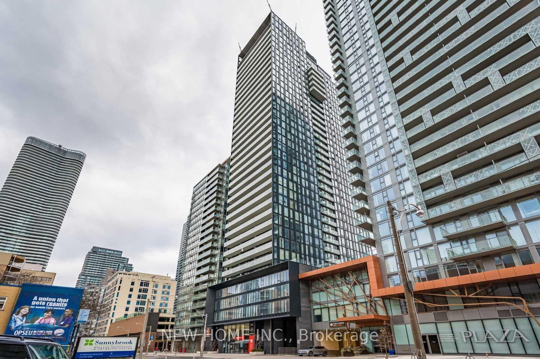 28 Wellesley Street Unit 1710, Toronto C08