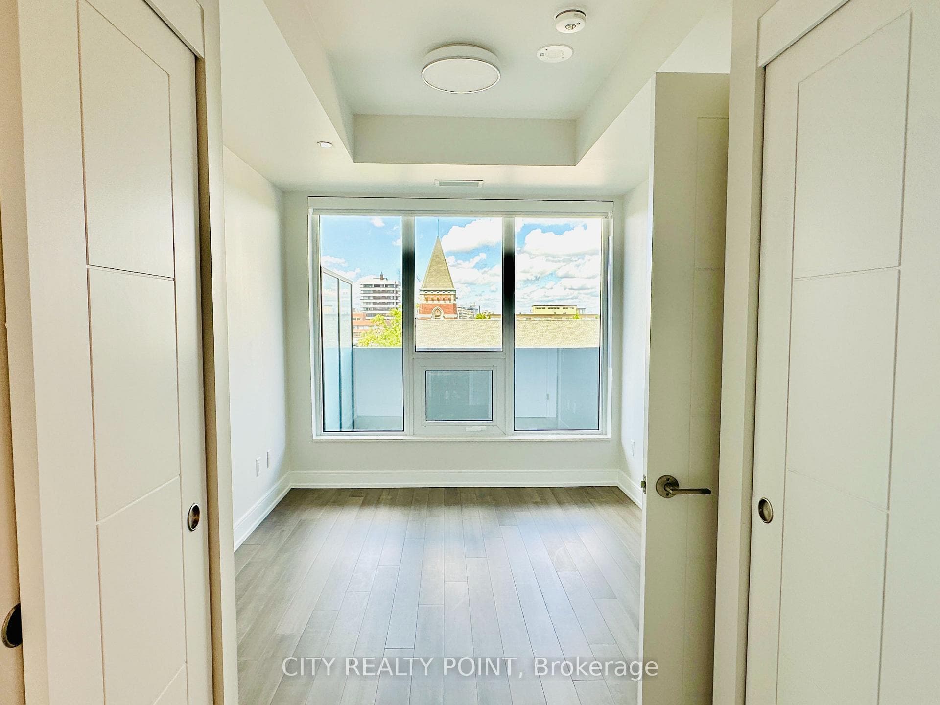 2525 Bathurst Street Unit 1011, Lawrence Park / Bedford Park, ON M6B 2Y9 - Photo 1