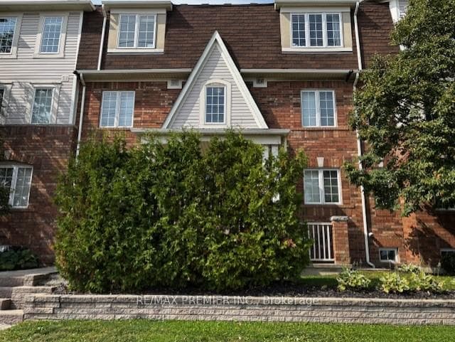 613 Dundas Street Unit 5, Mississauga, ON L5B 0B5 - Photo 1