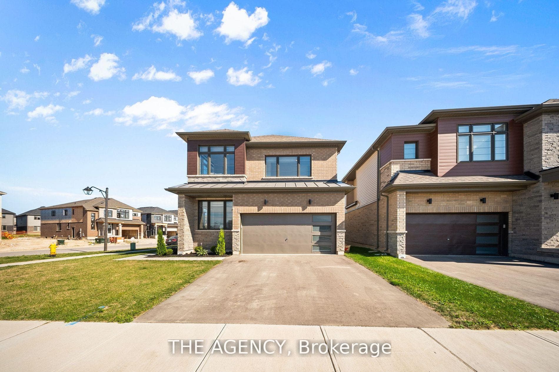 1 Bee Crescent, Brantford, ON N3T 0V7 - Photo 1