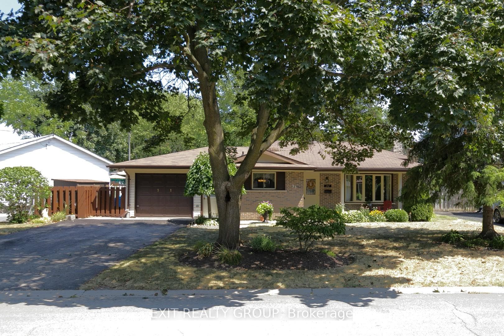 31 Lexington Crescent, Belleville, ON K8P 4L2 - Photo 1