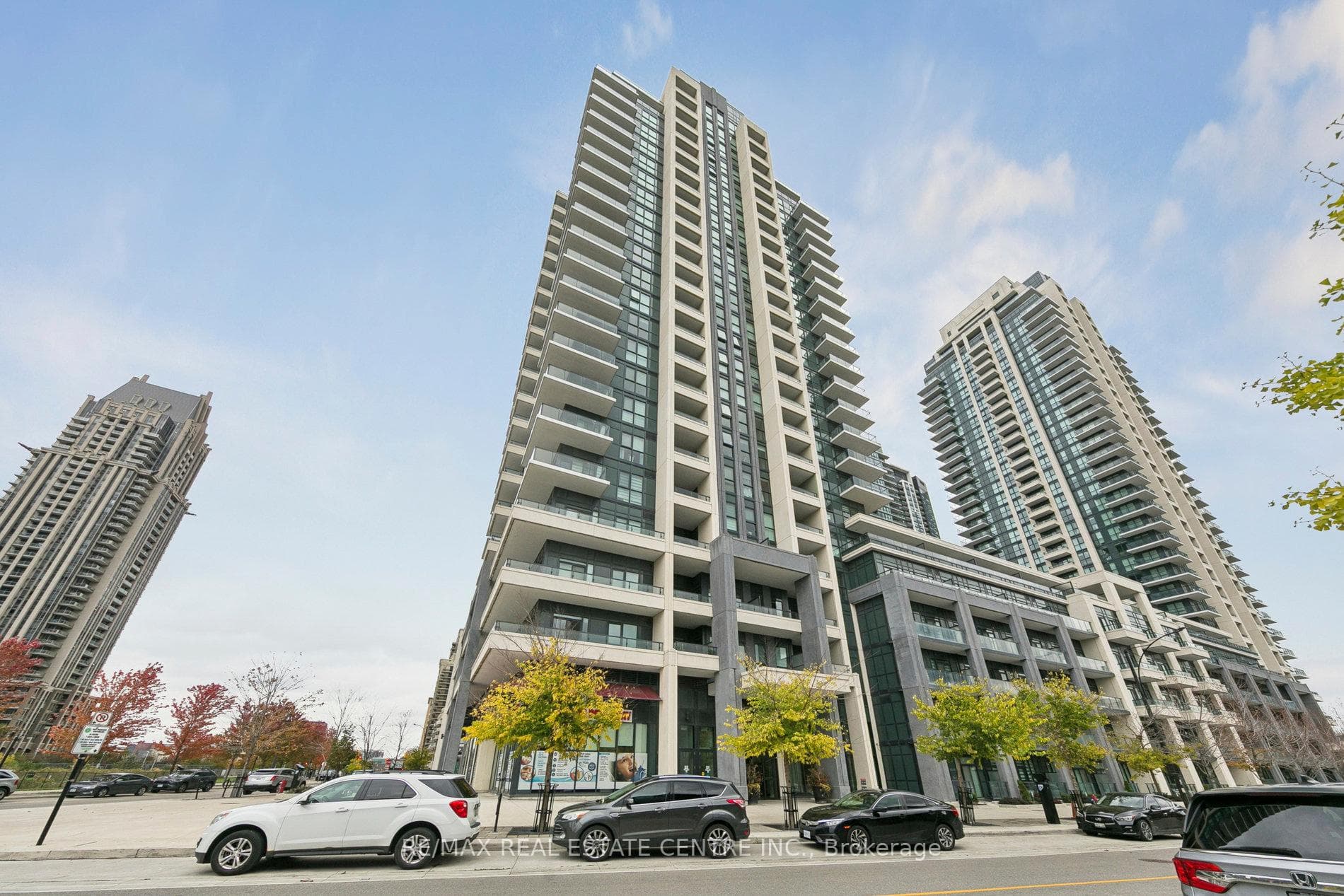 4085 Parkside Village Drive Unit 2302, Mississauga, ON L5B 0K9 - Photo 1